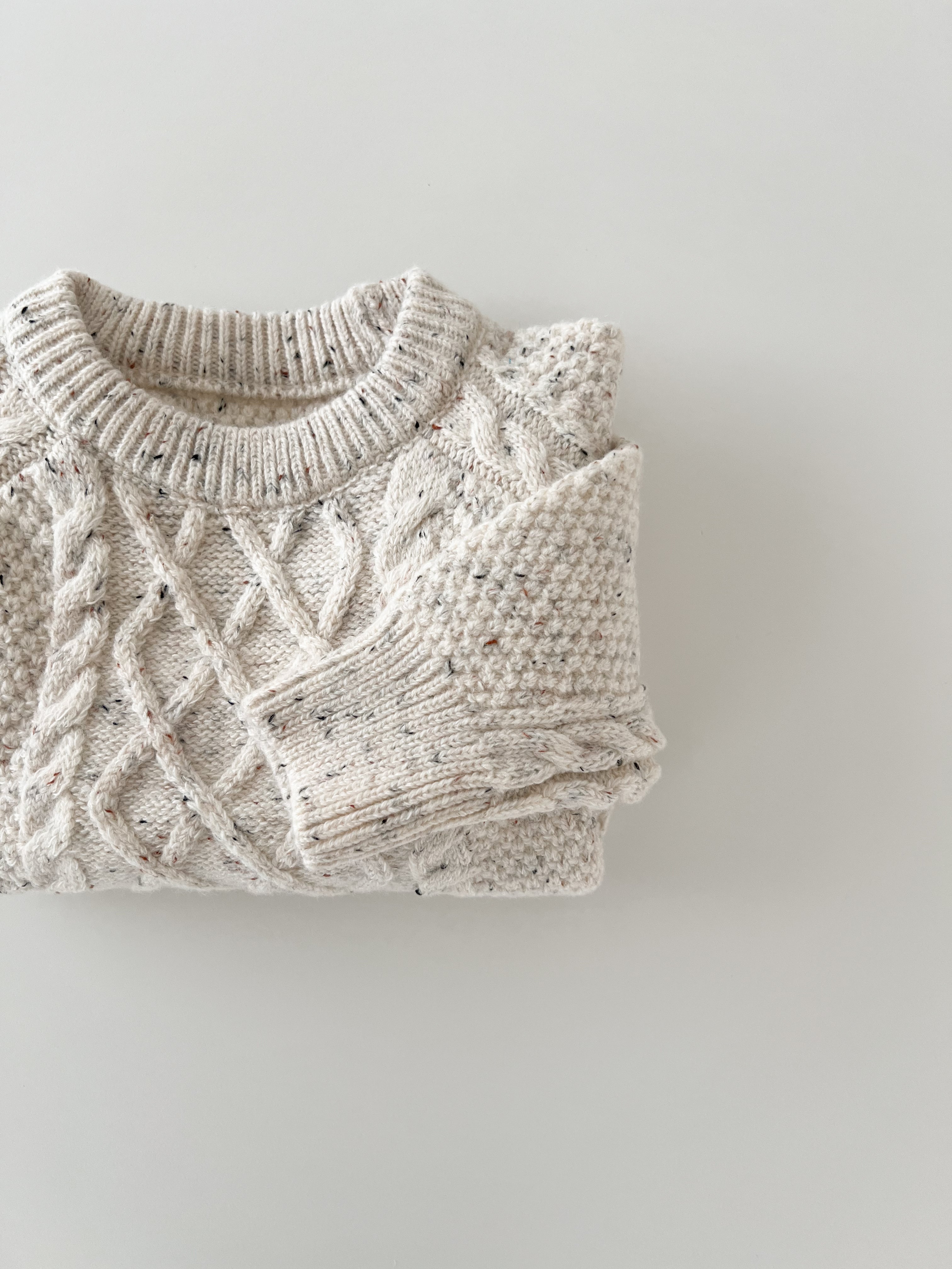 Mix cable knit pullover