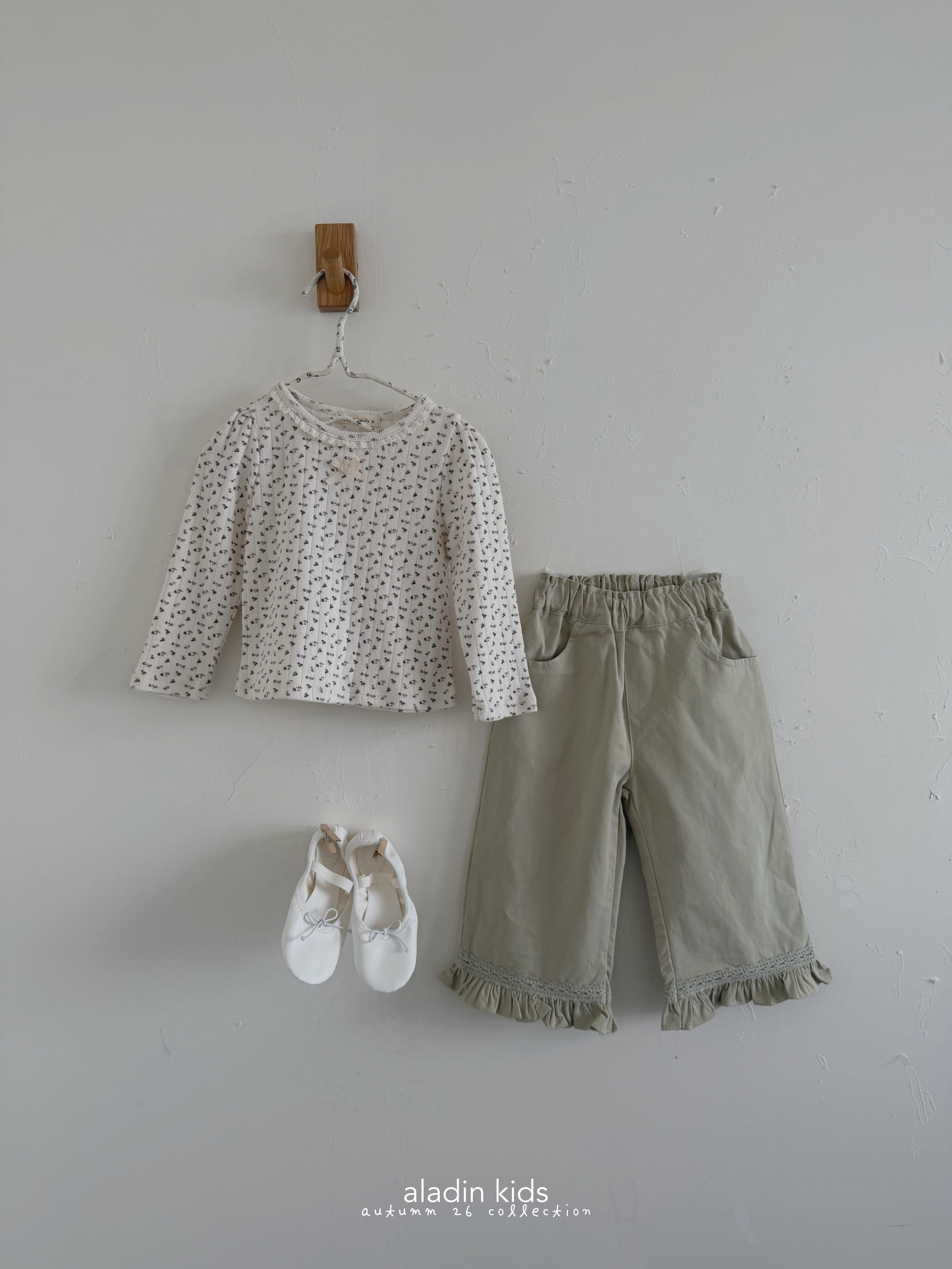 ［aladin］Eyelet ribbon puff tee
