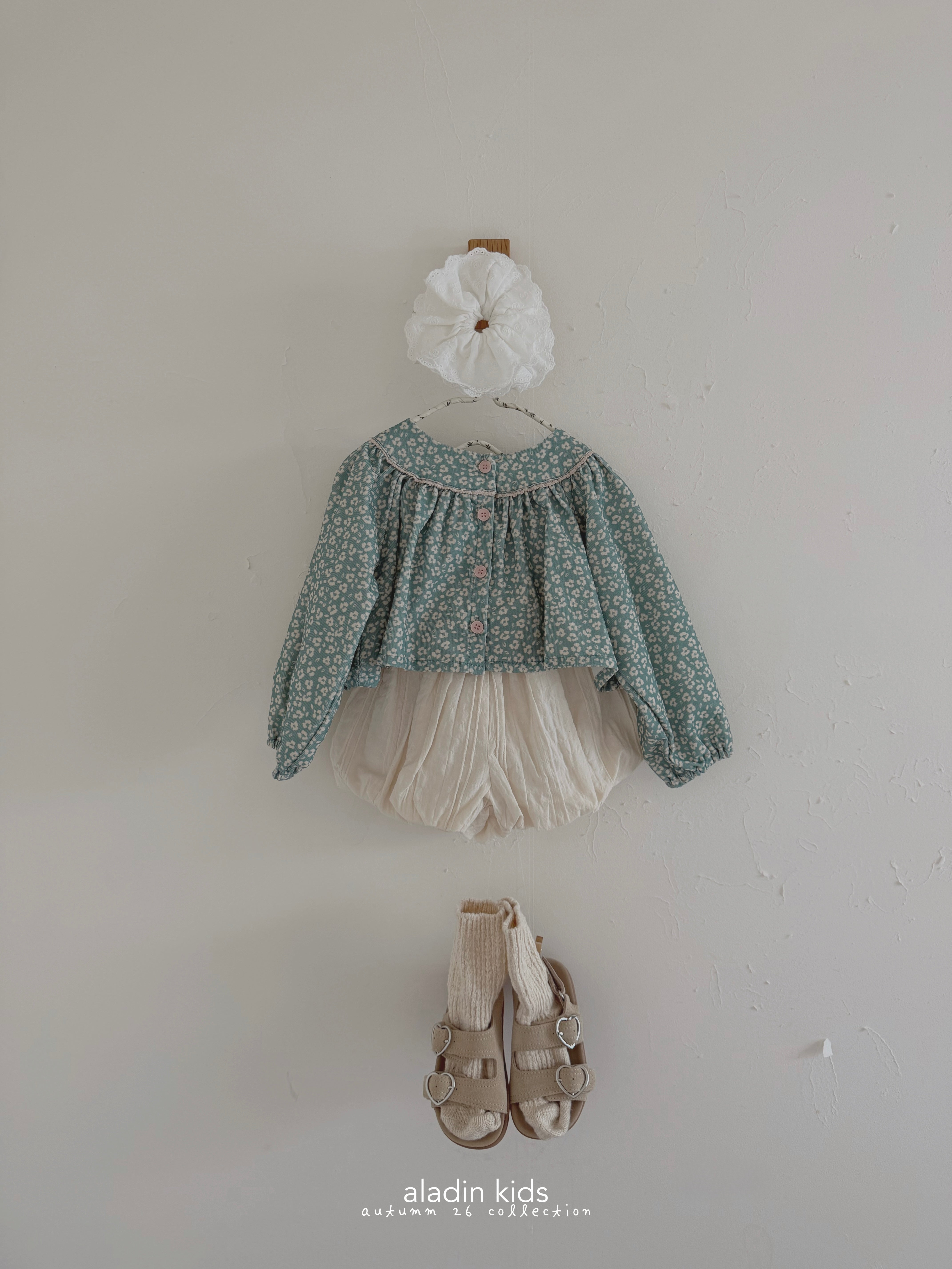 ［aladin］Flower open blouse