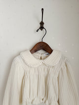Honey round collar blouse