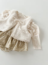 Snow lace boa vest