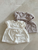 ［thelala］Soft puff knit one-piece