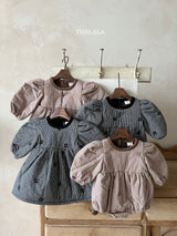 ［thelala］Check embroidery one-piece