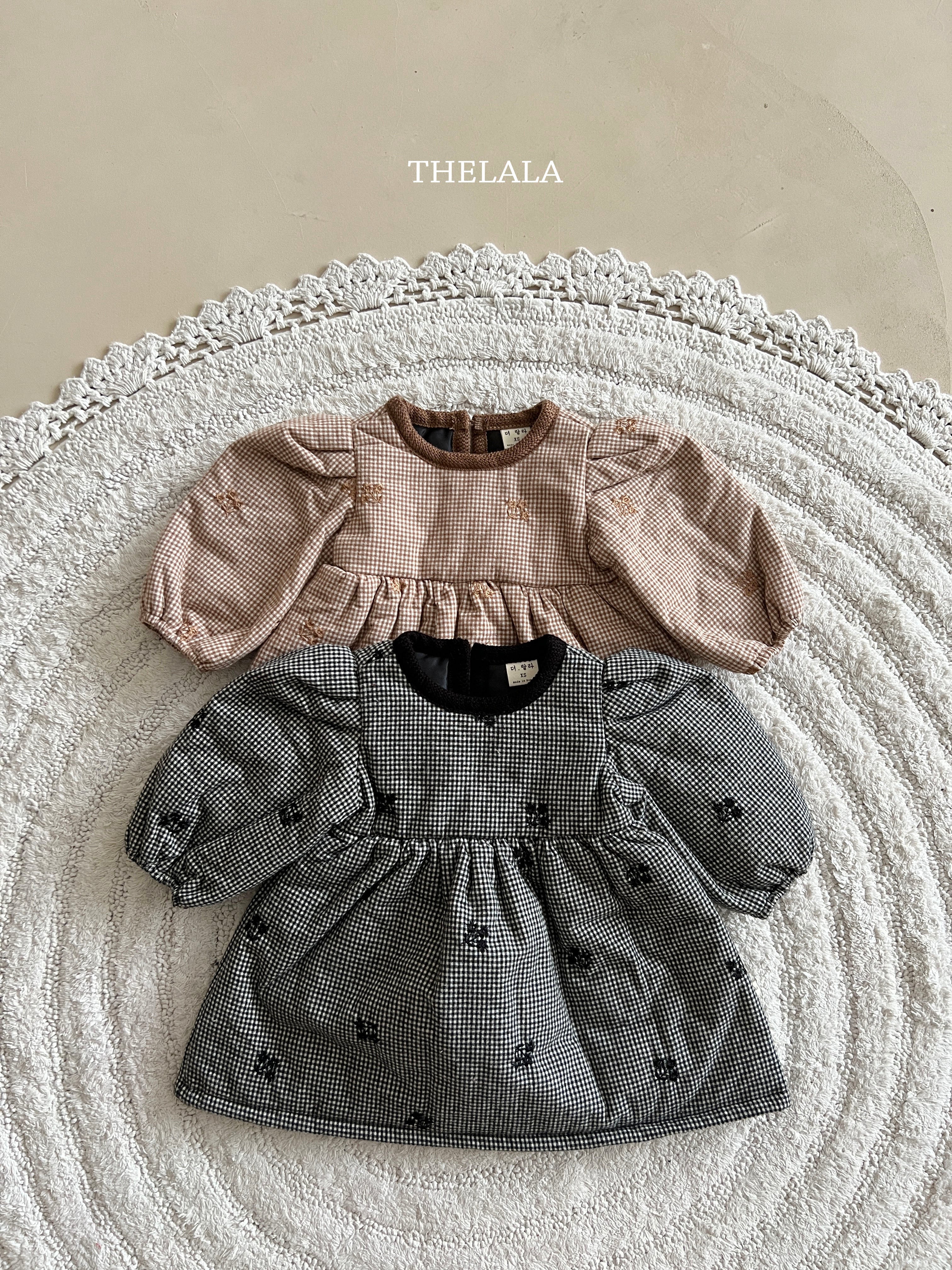 ［thelala］Check embroidery one-piece