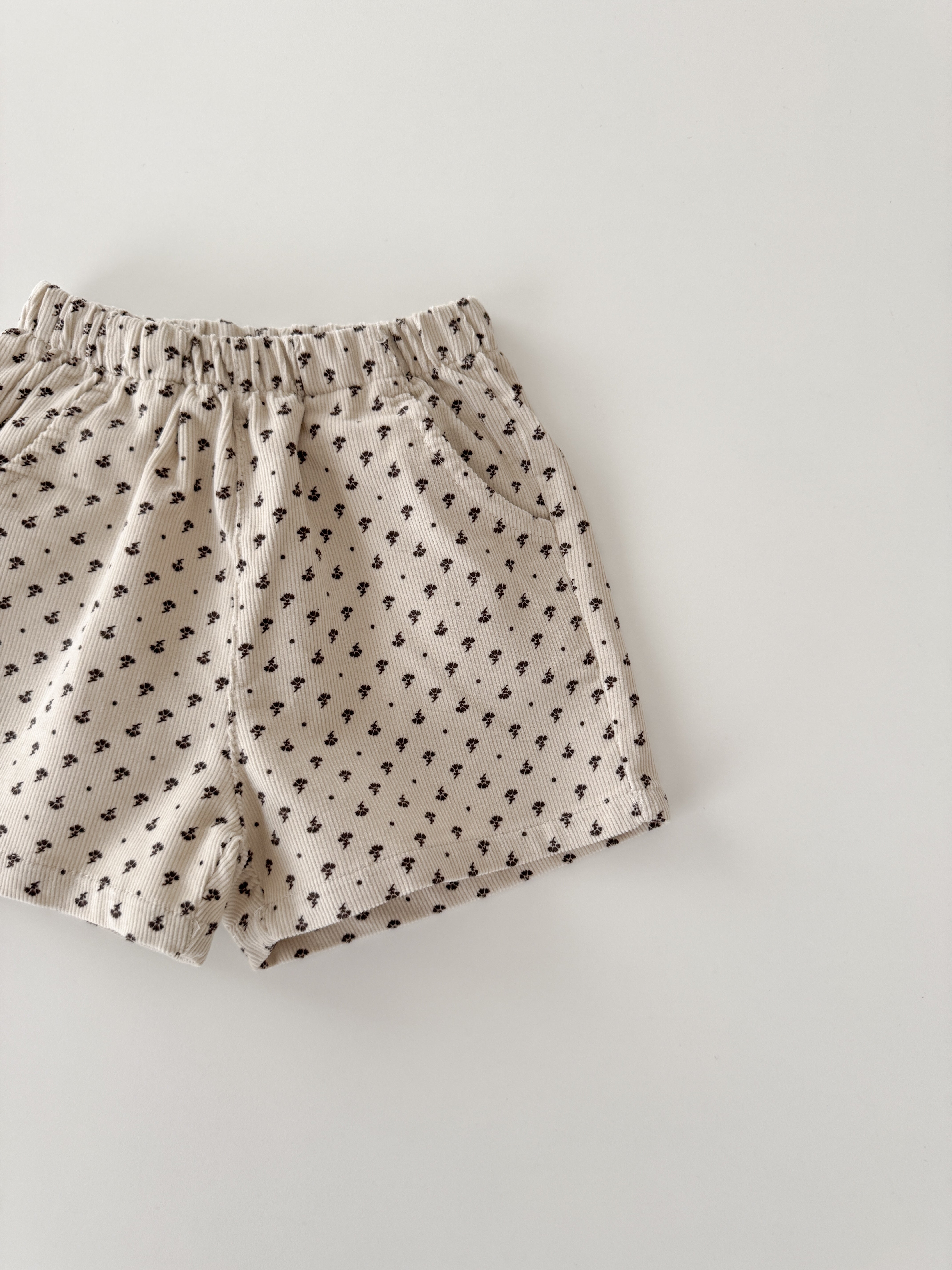Retro short pants