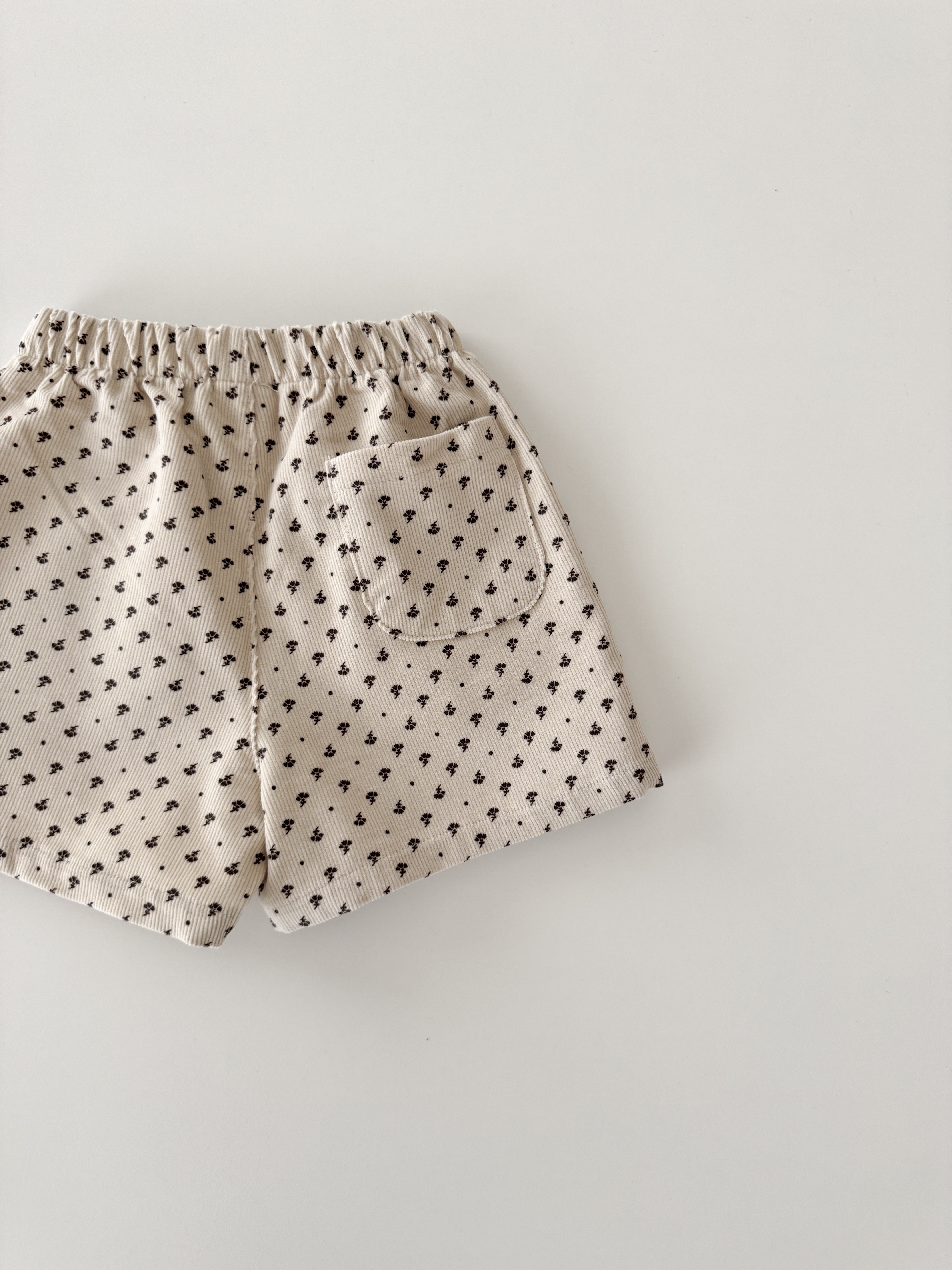 Retro short pants