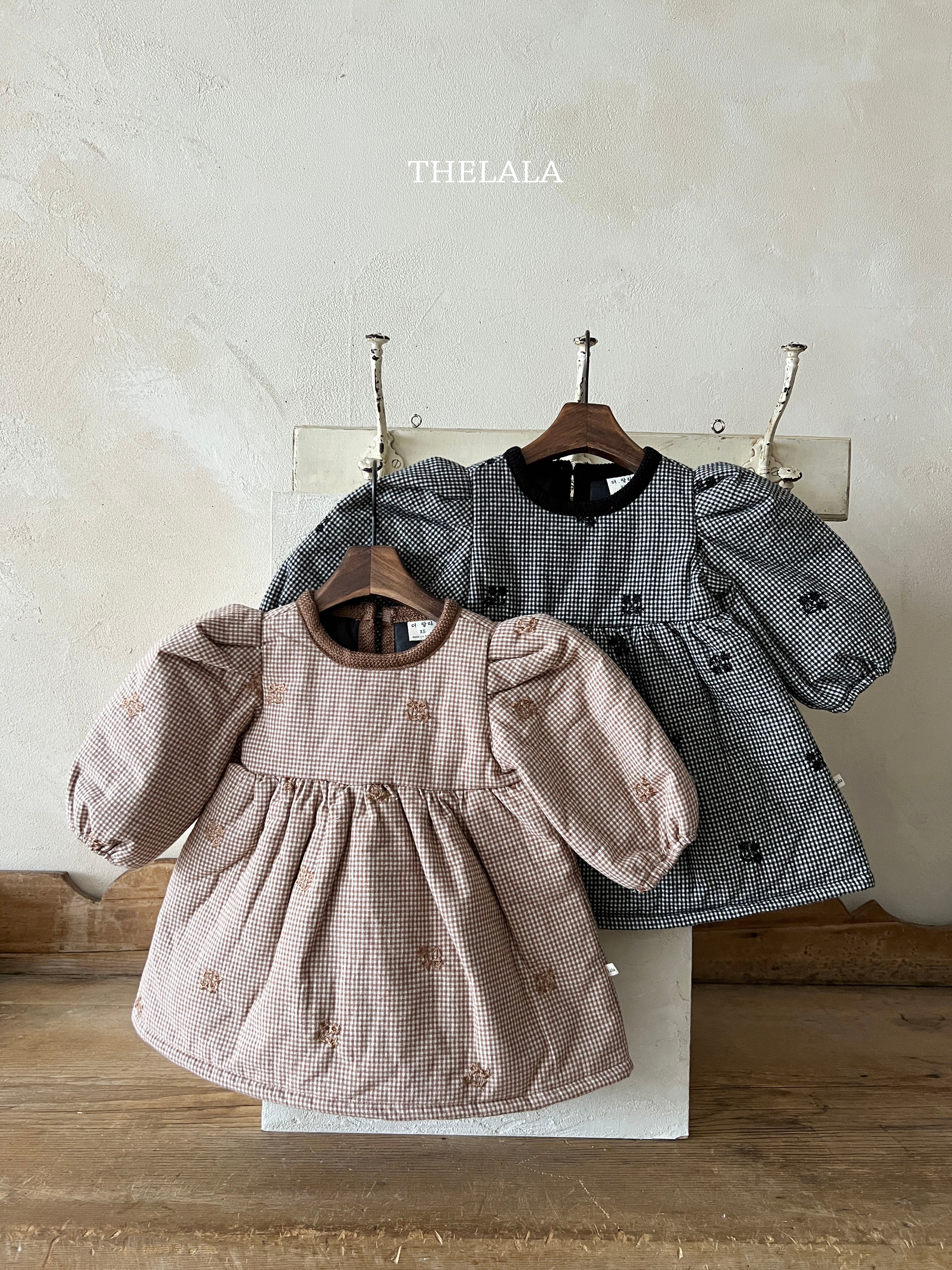 ［thelala］Check embroidery one-piece