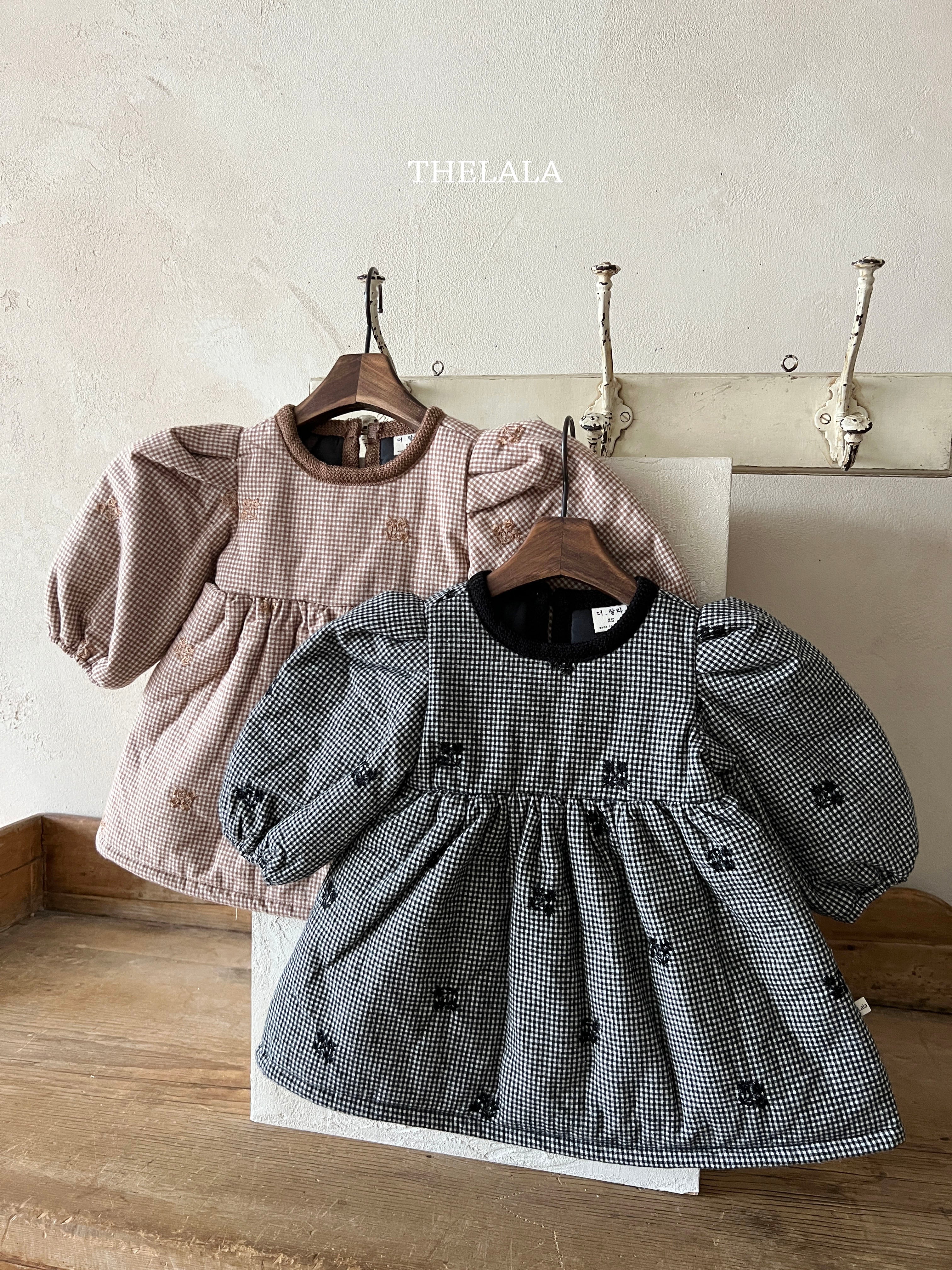 ［thelala］Check embroidery one-piece