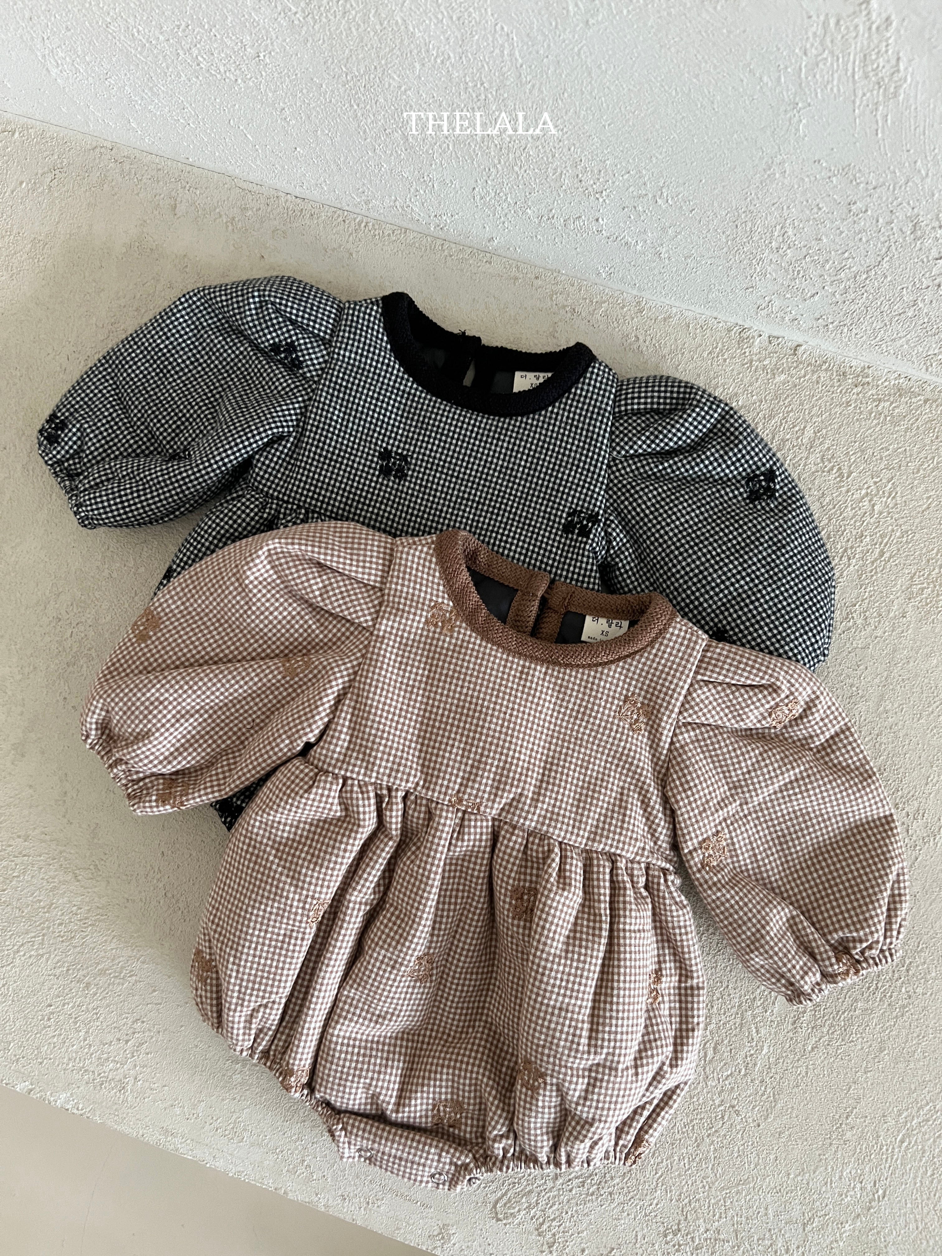 ［thelala］Check embroidery rompers