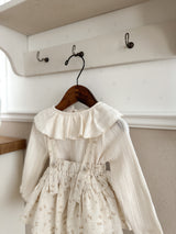 Anna ruffle collar tops