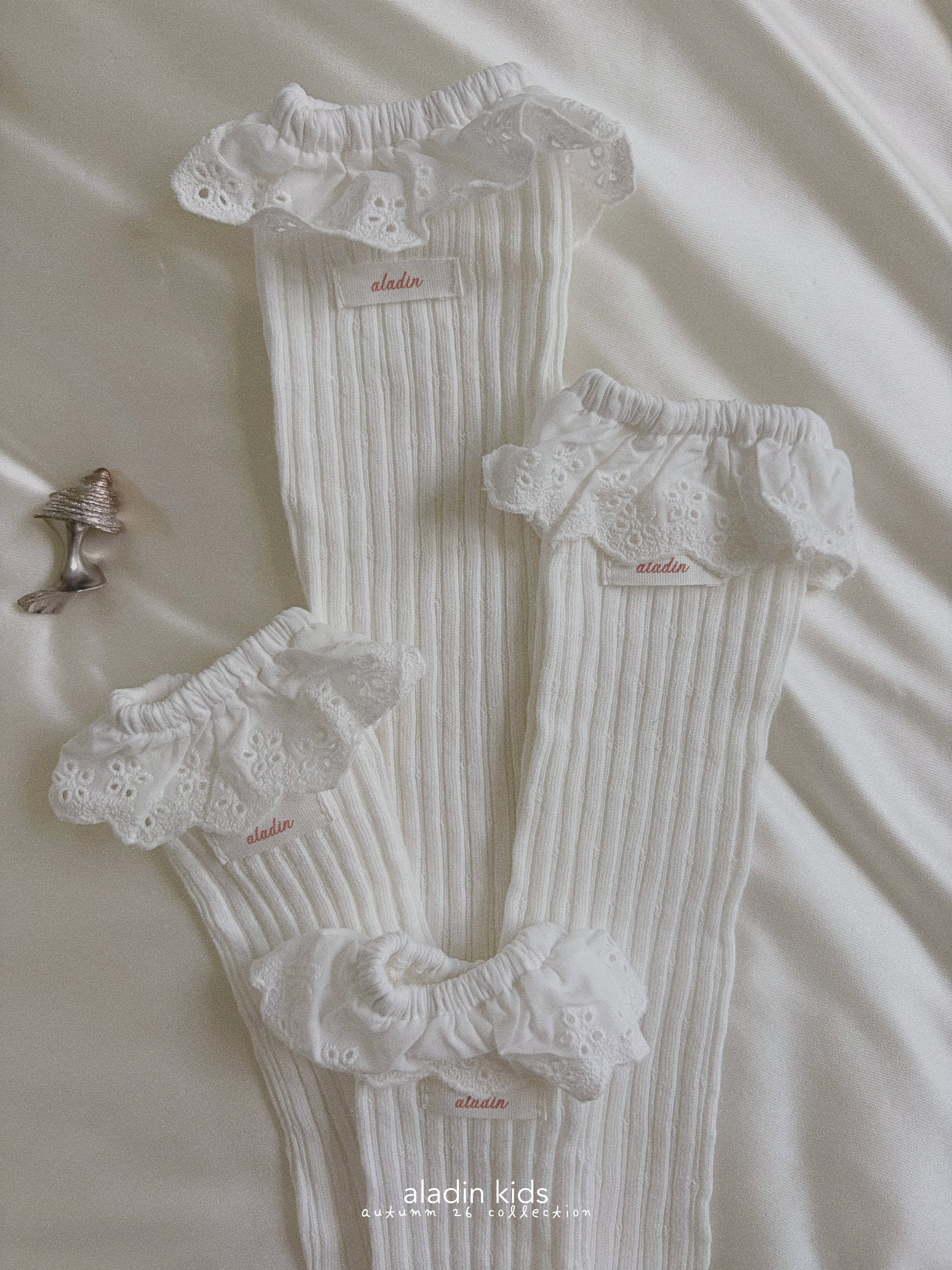 ［aladin］Lace socks