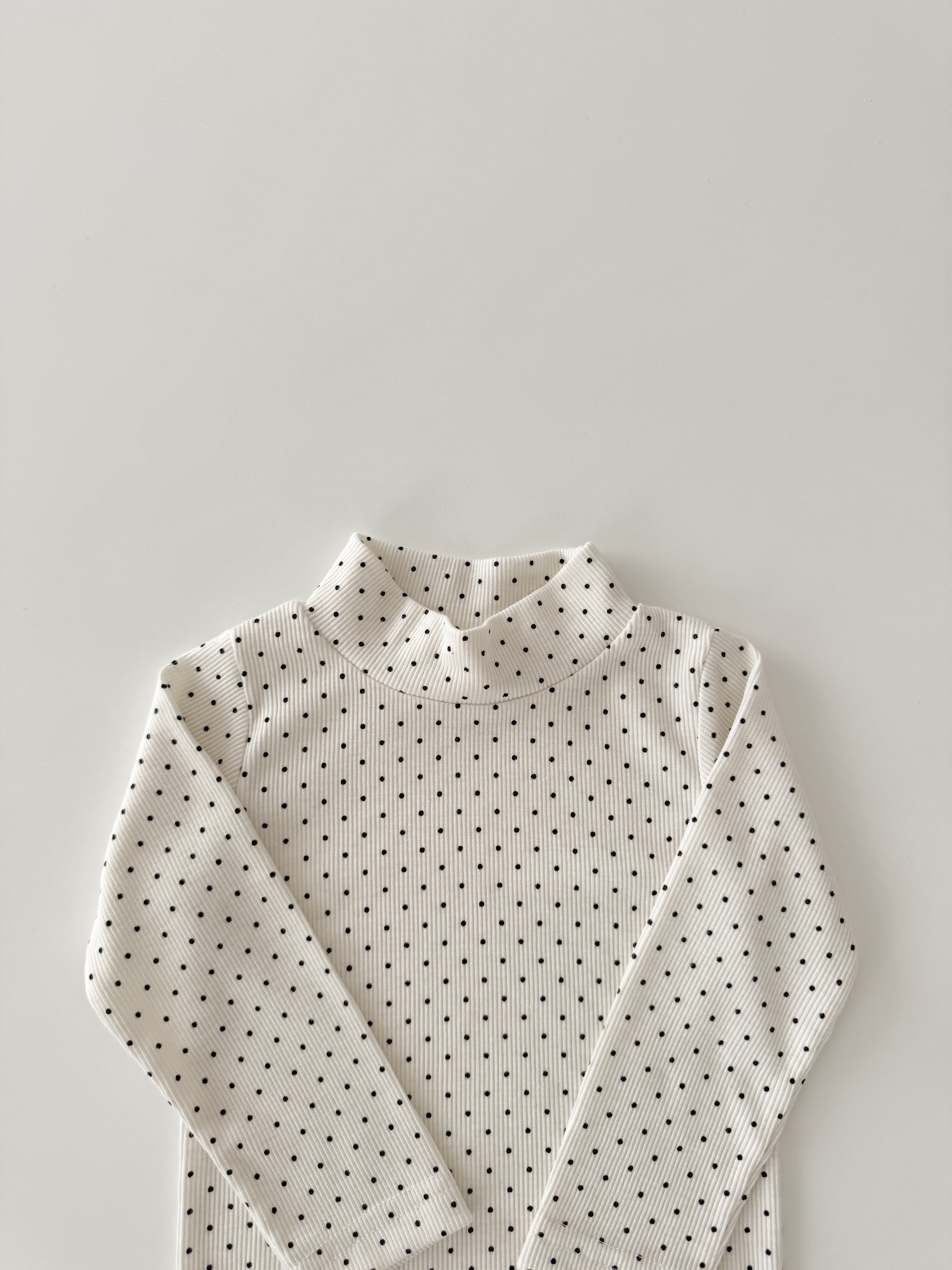 Dot bebe halfneck tops