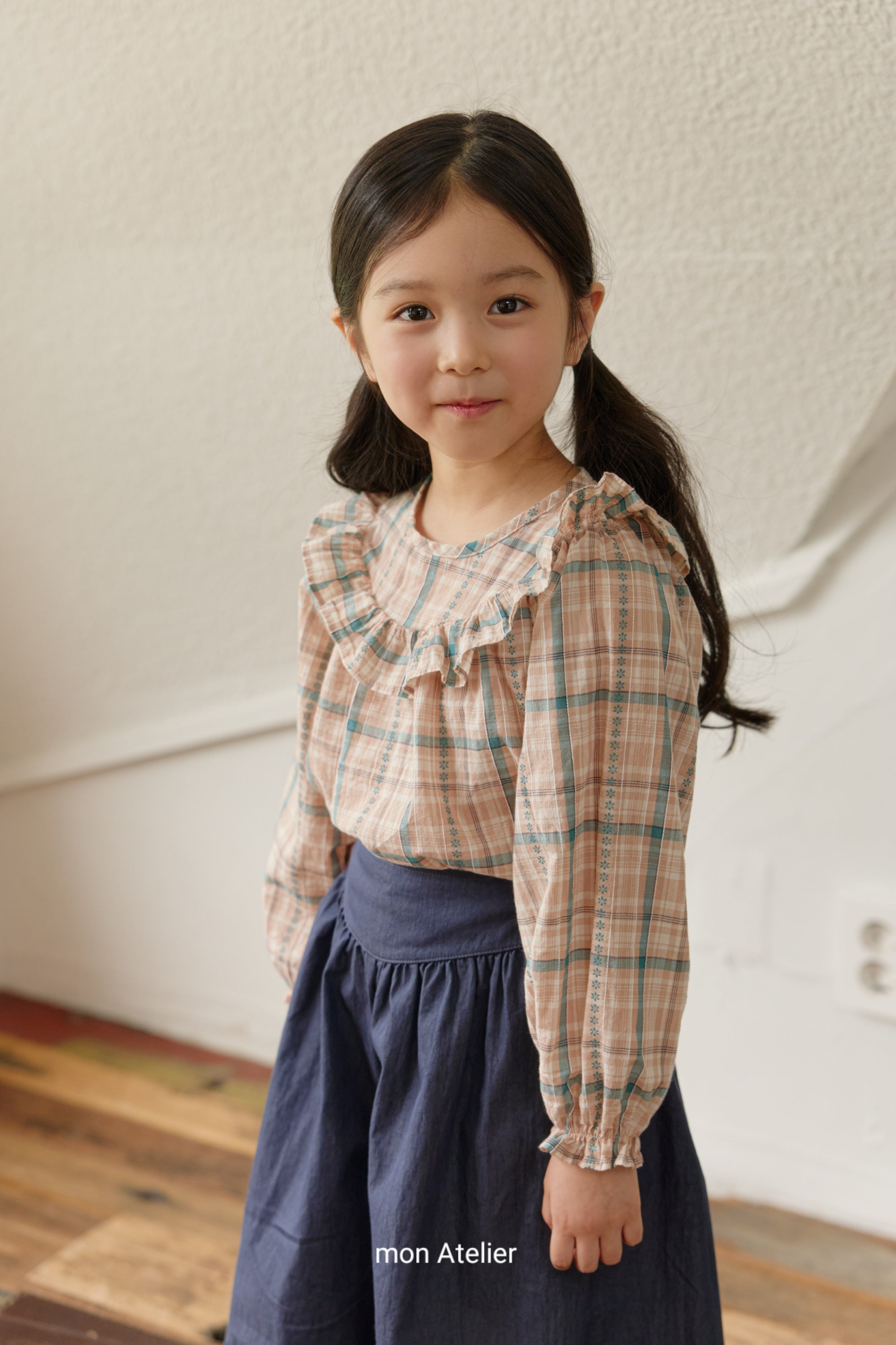 ［mon Atelier］Check frill blouse