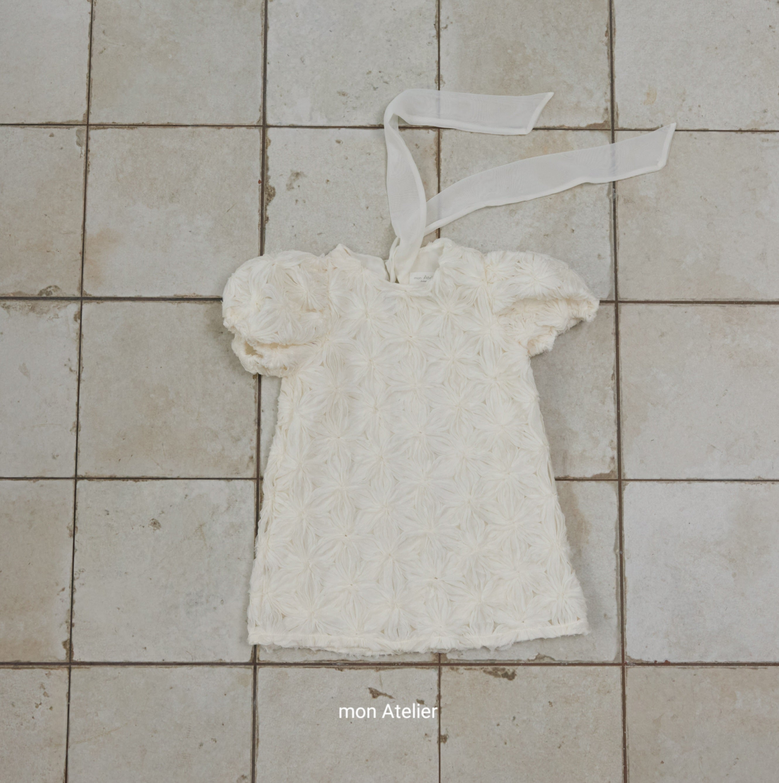 ［mon Atelier］Rose puff lace one-piece