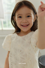 ［mon Atelier］Rose puff lace one-piece