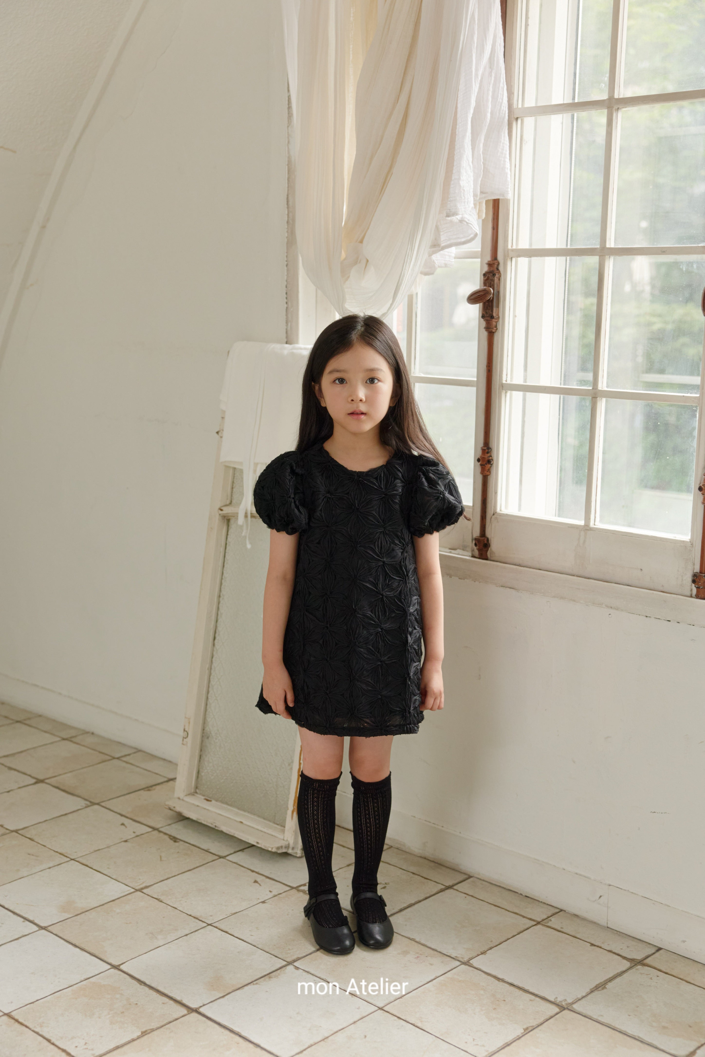 ［mon Atelier］Rose puff lace one-piece