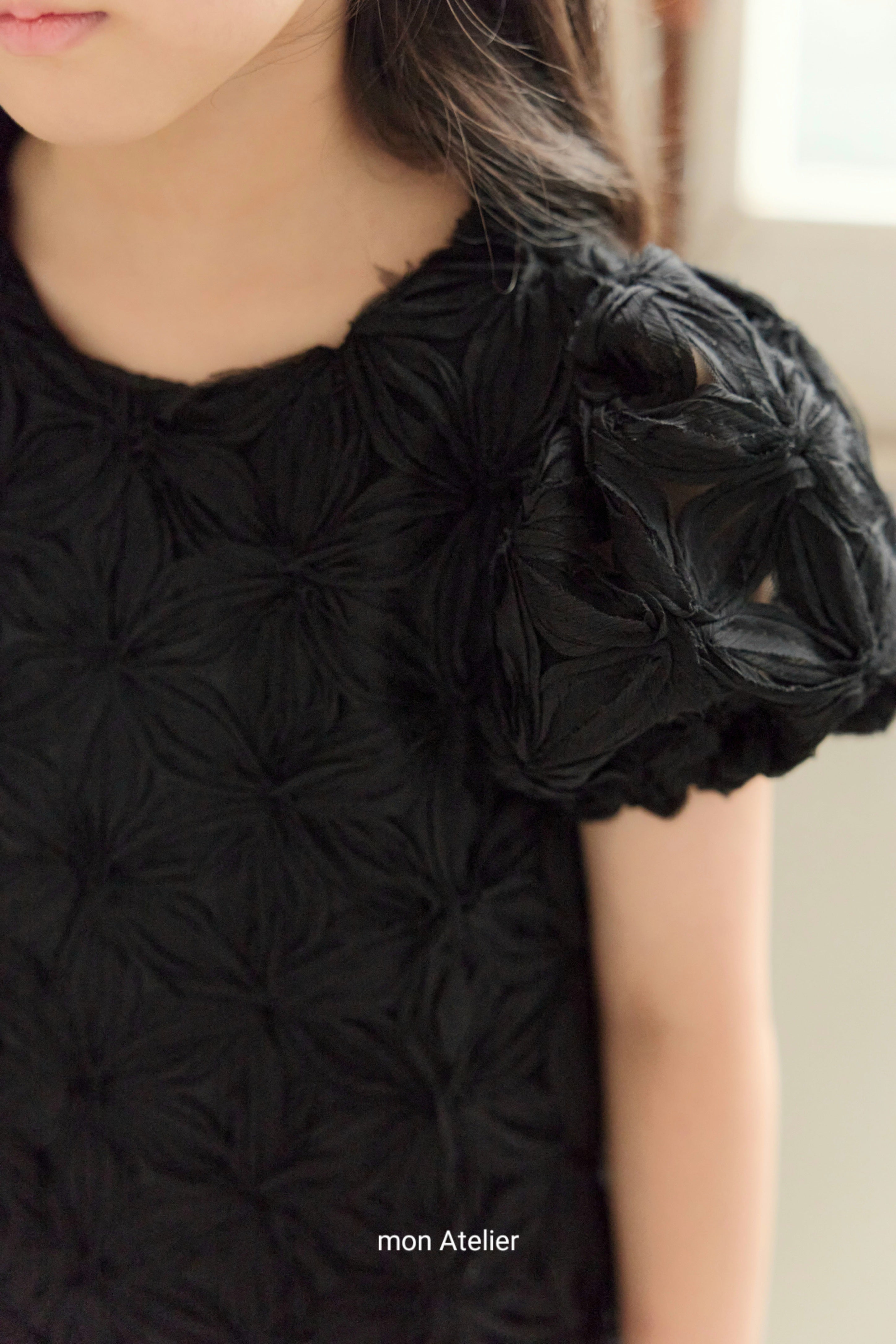 ［mon Atelier］Rose puff lace one-piece