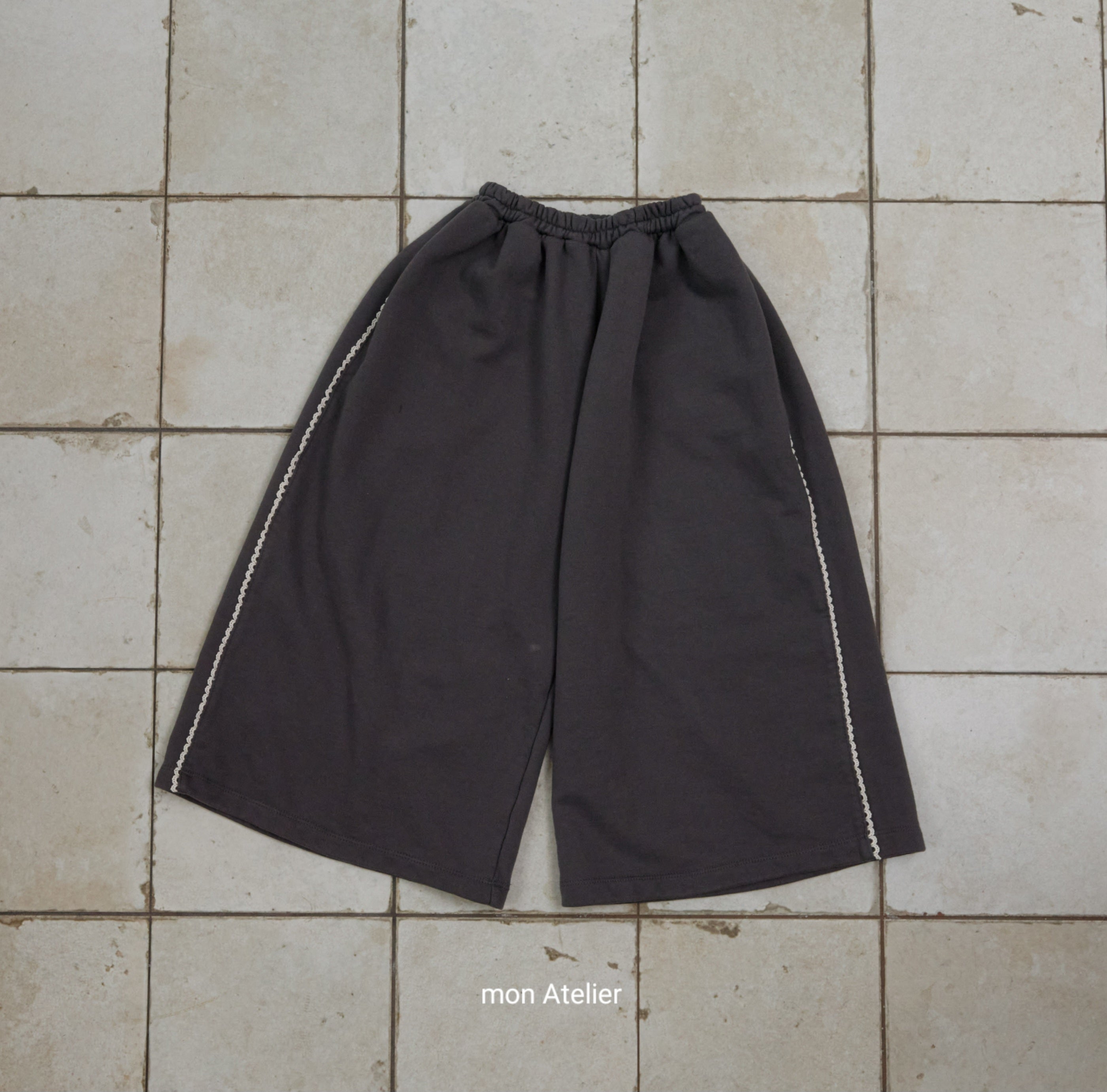 ［mon Atelier］Lace wide pants