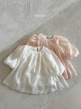 ［thelala］Swan chiffon one-piece