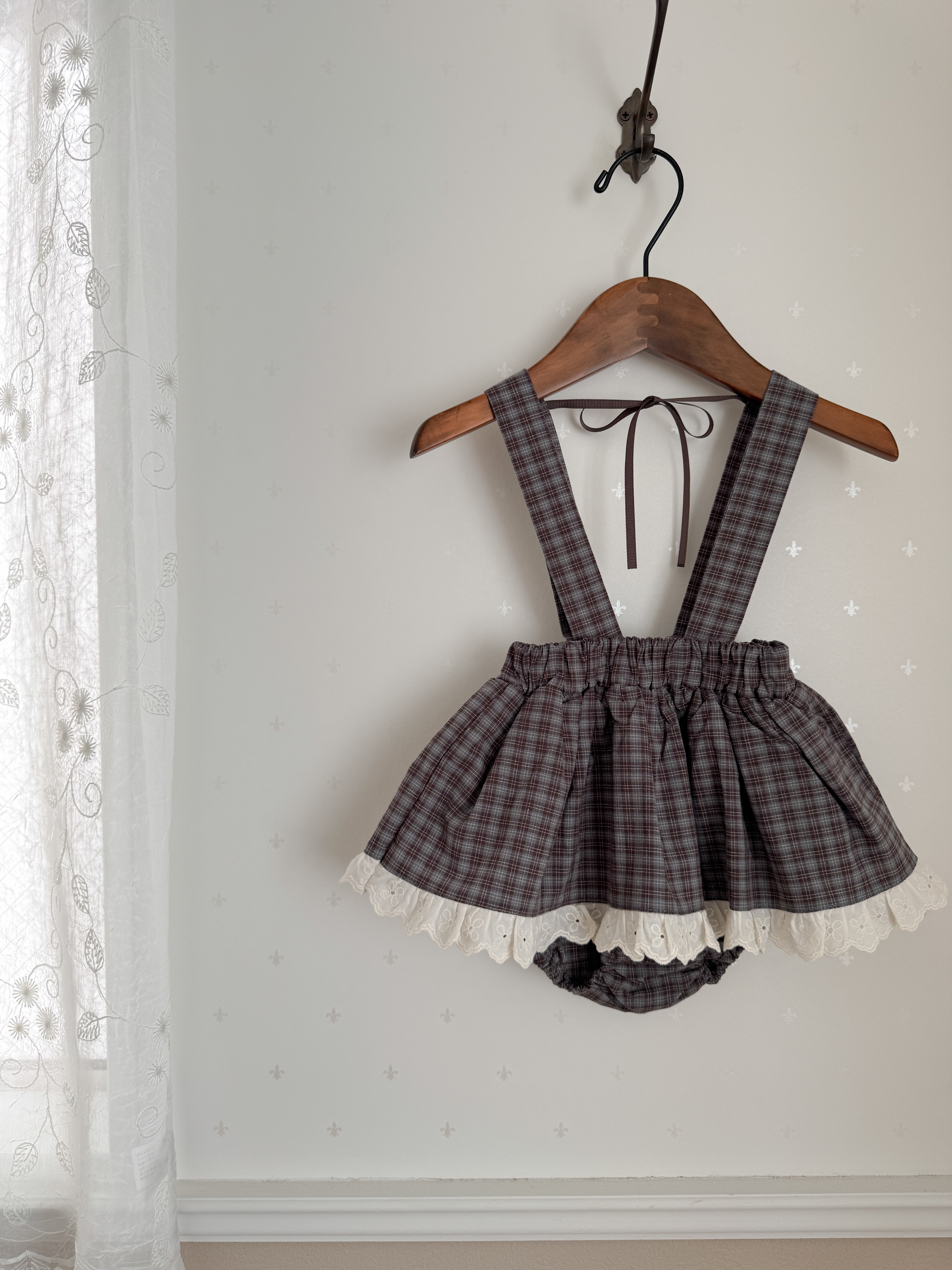 Odd check bloomer skirt