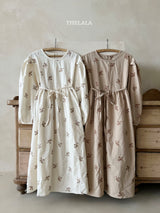 ［thelala］Embroidery one-piece (mom)