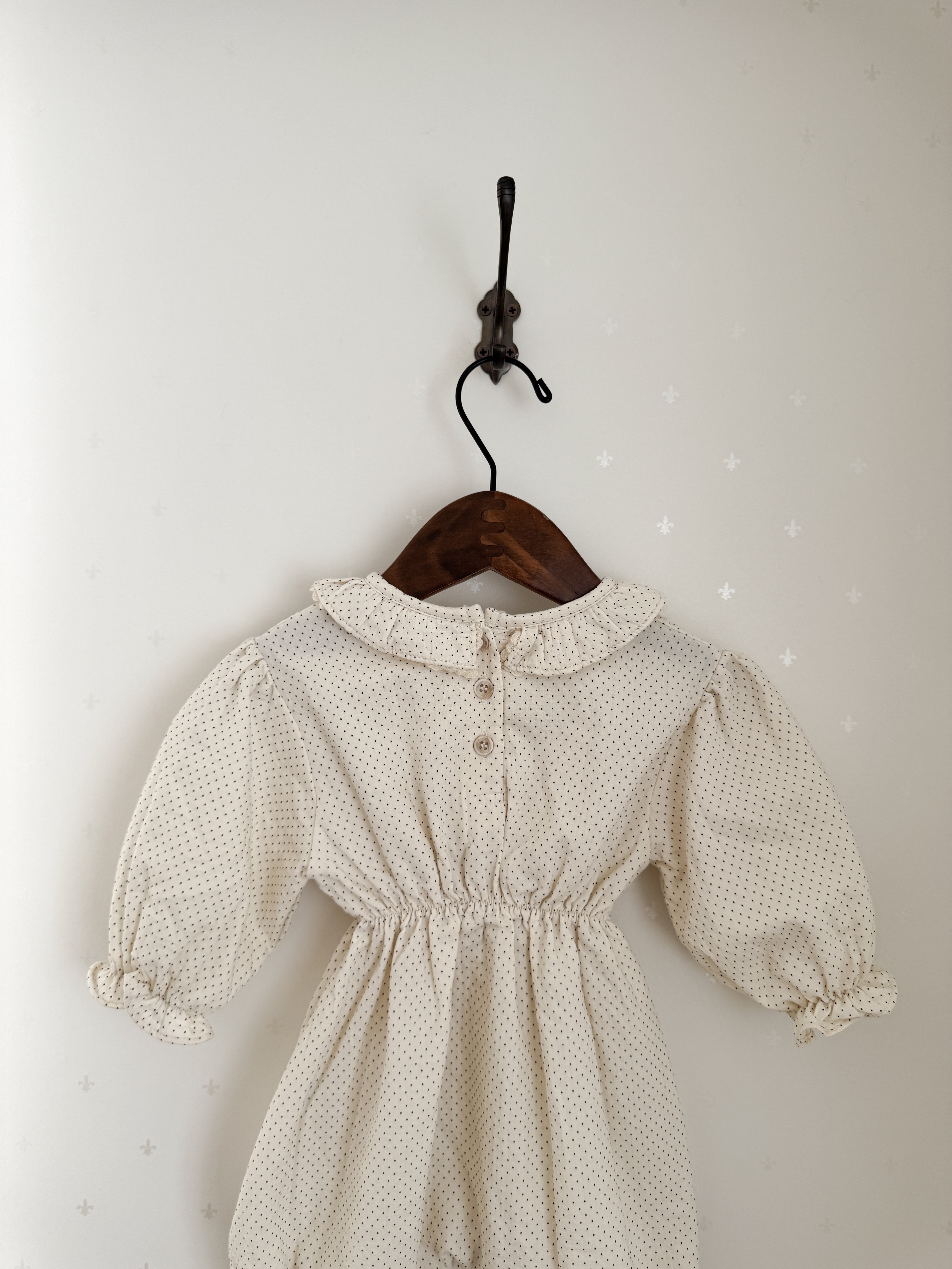 Dot frill bebe suit