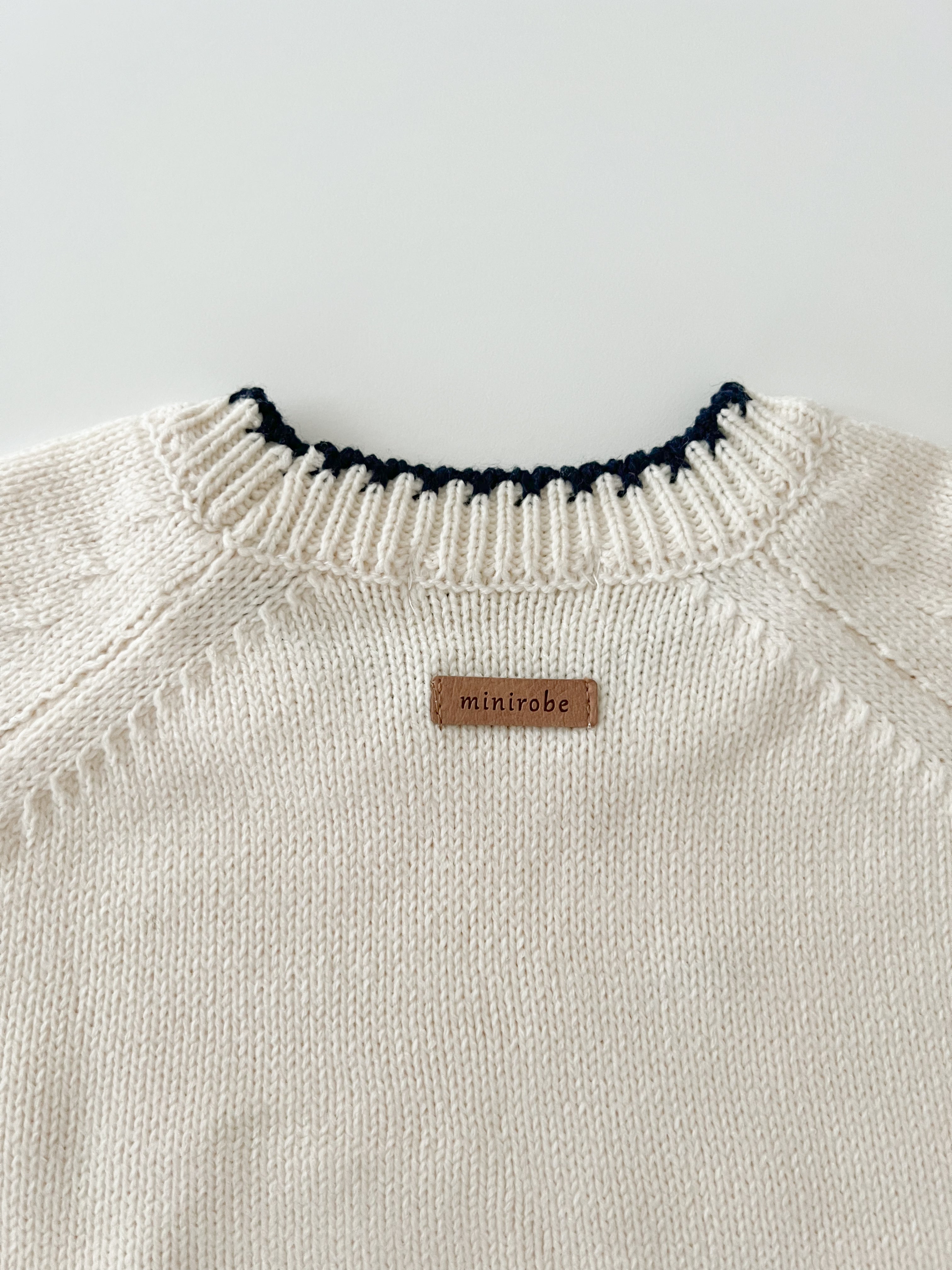 Mellow round knit