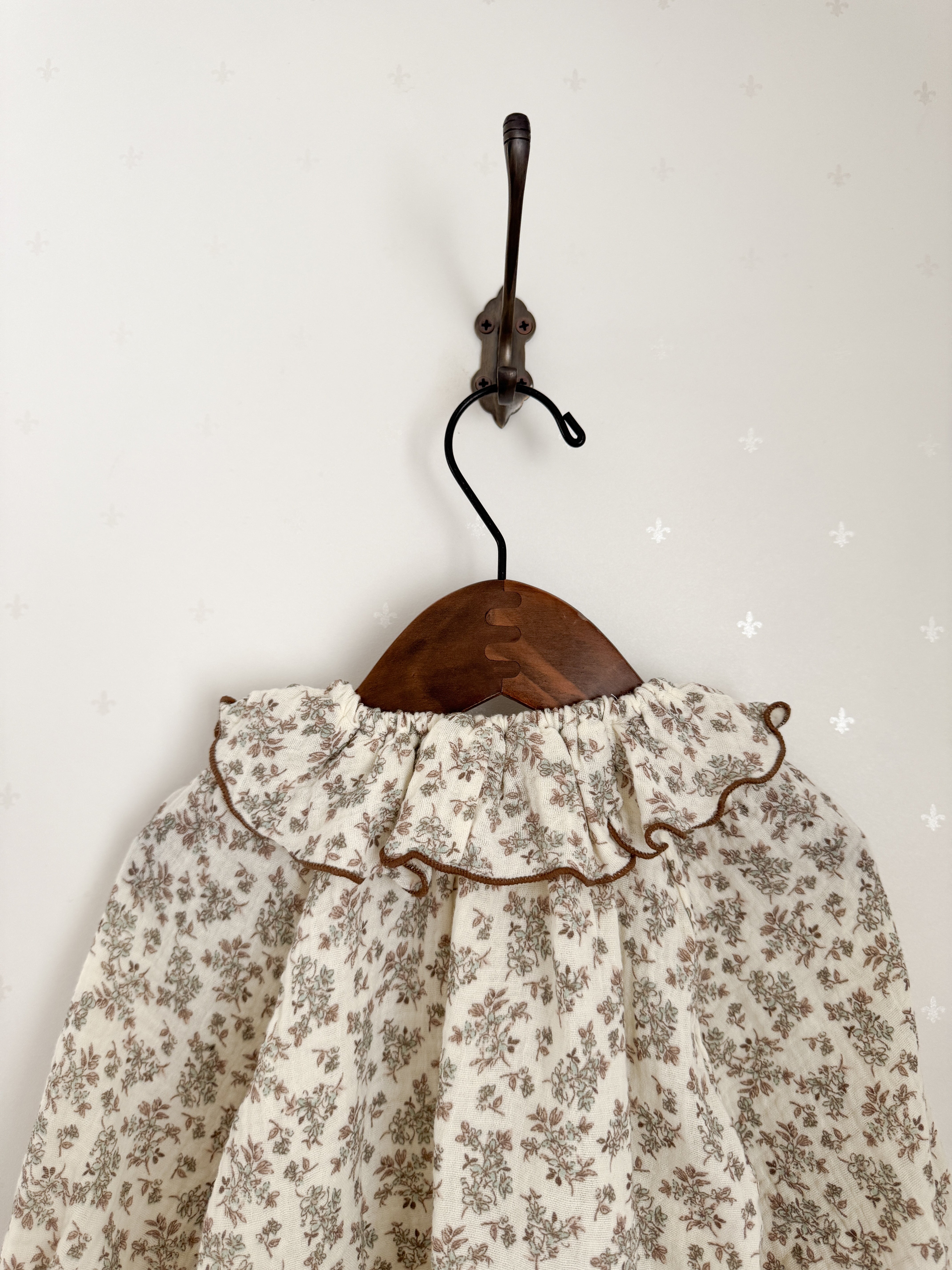 Arum garden blouse