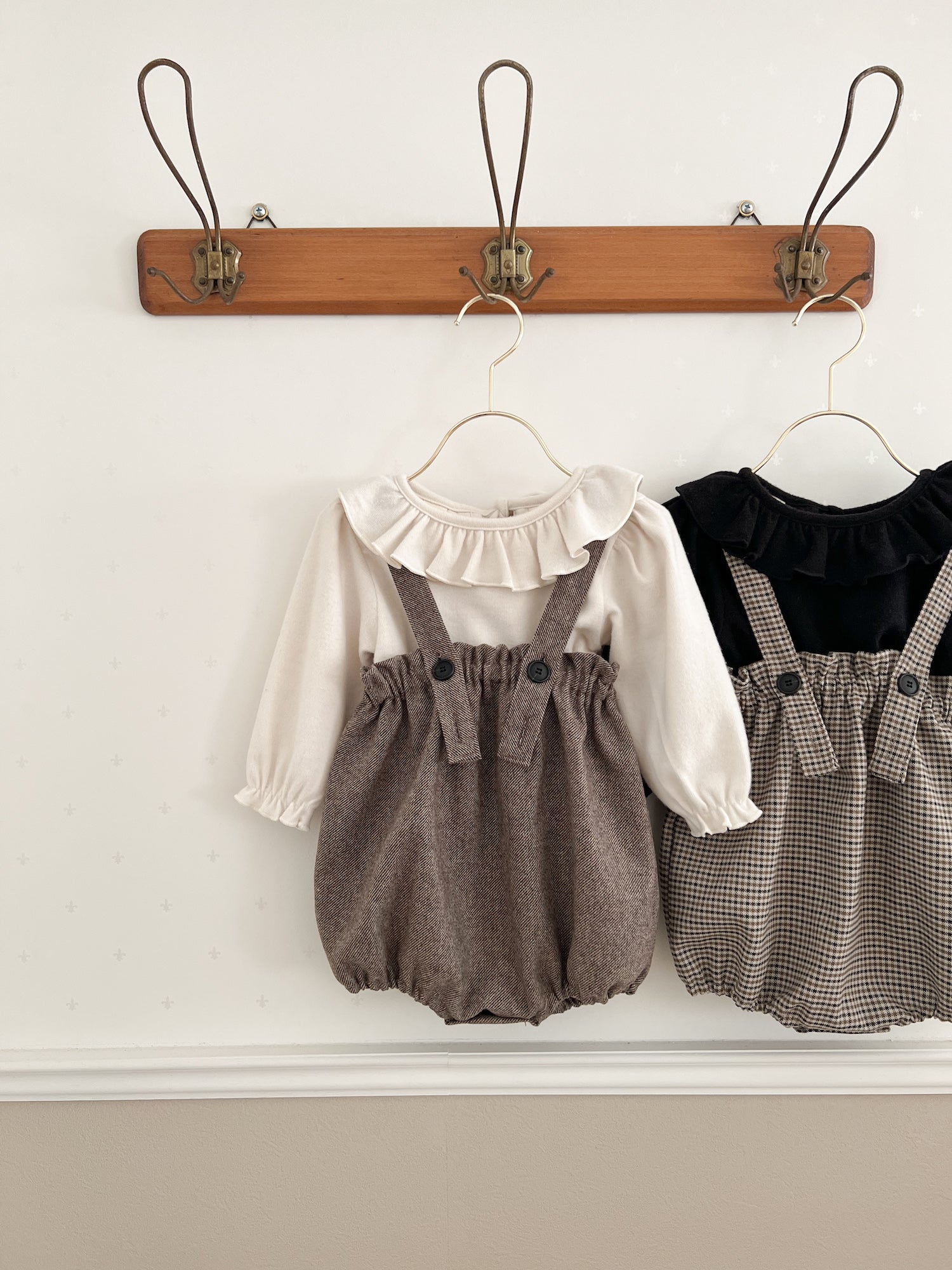 Susu collar bebe tops