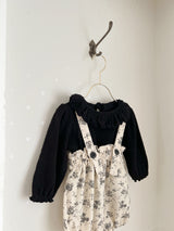 Ruffle collar bebe tops