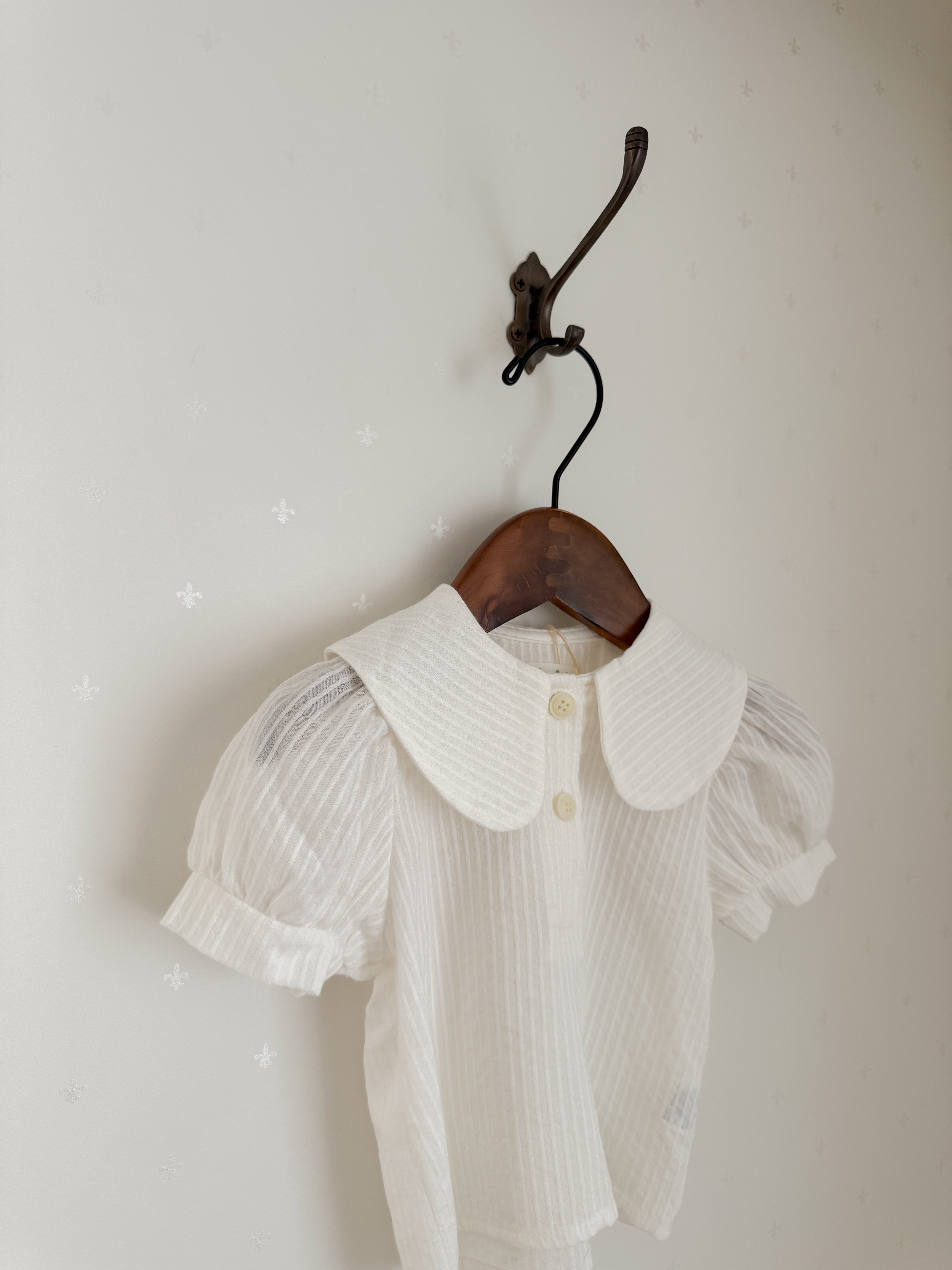 Poirette collar blouse