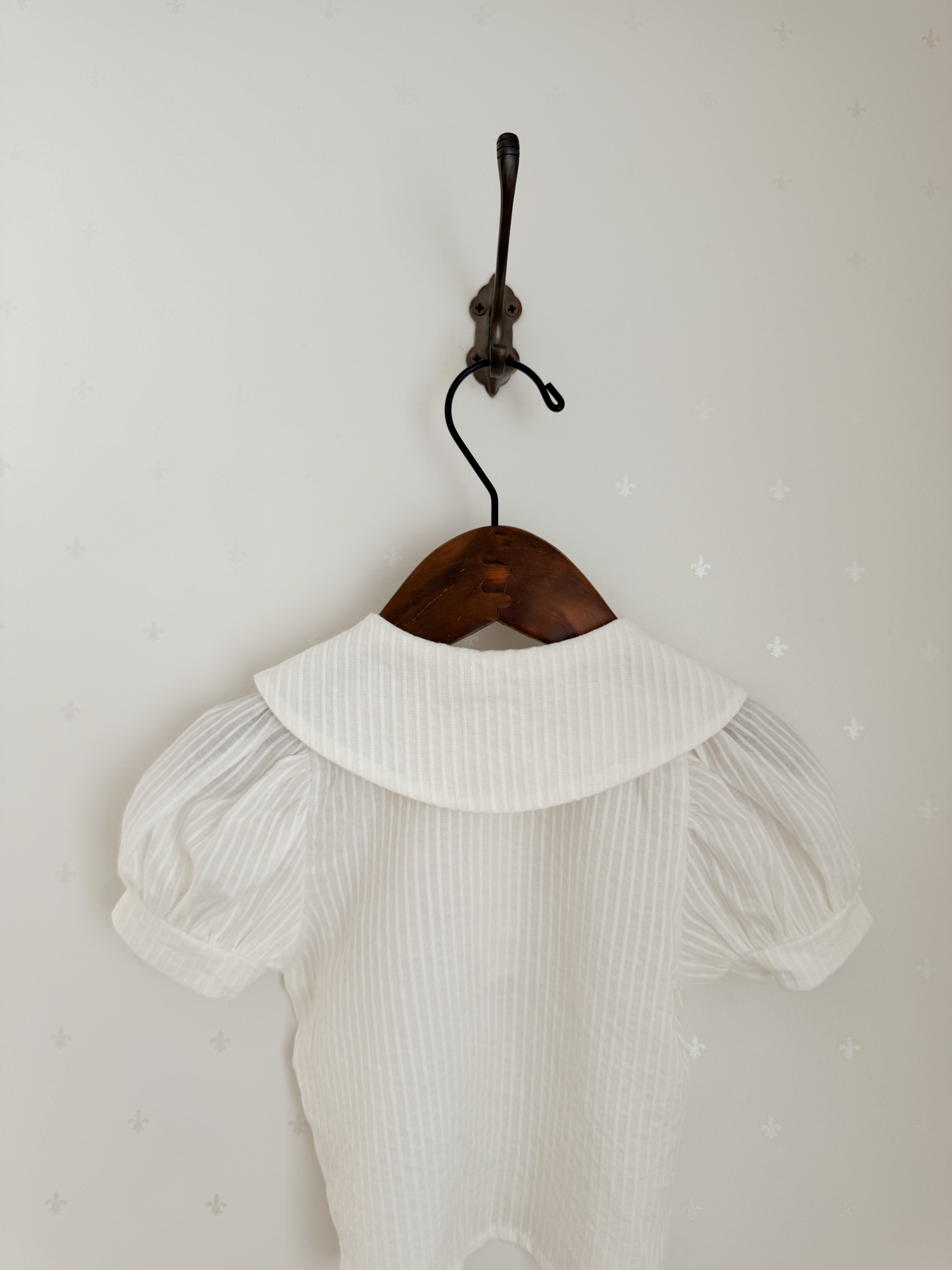 Poirette collar blouse