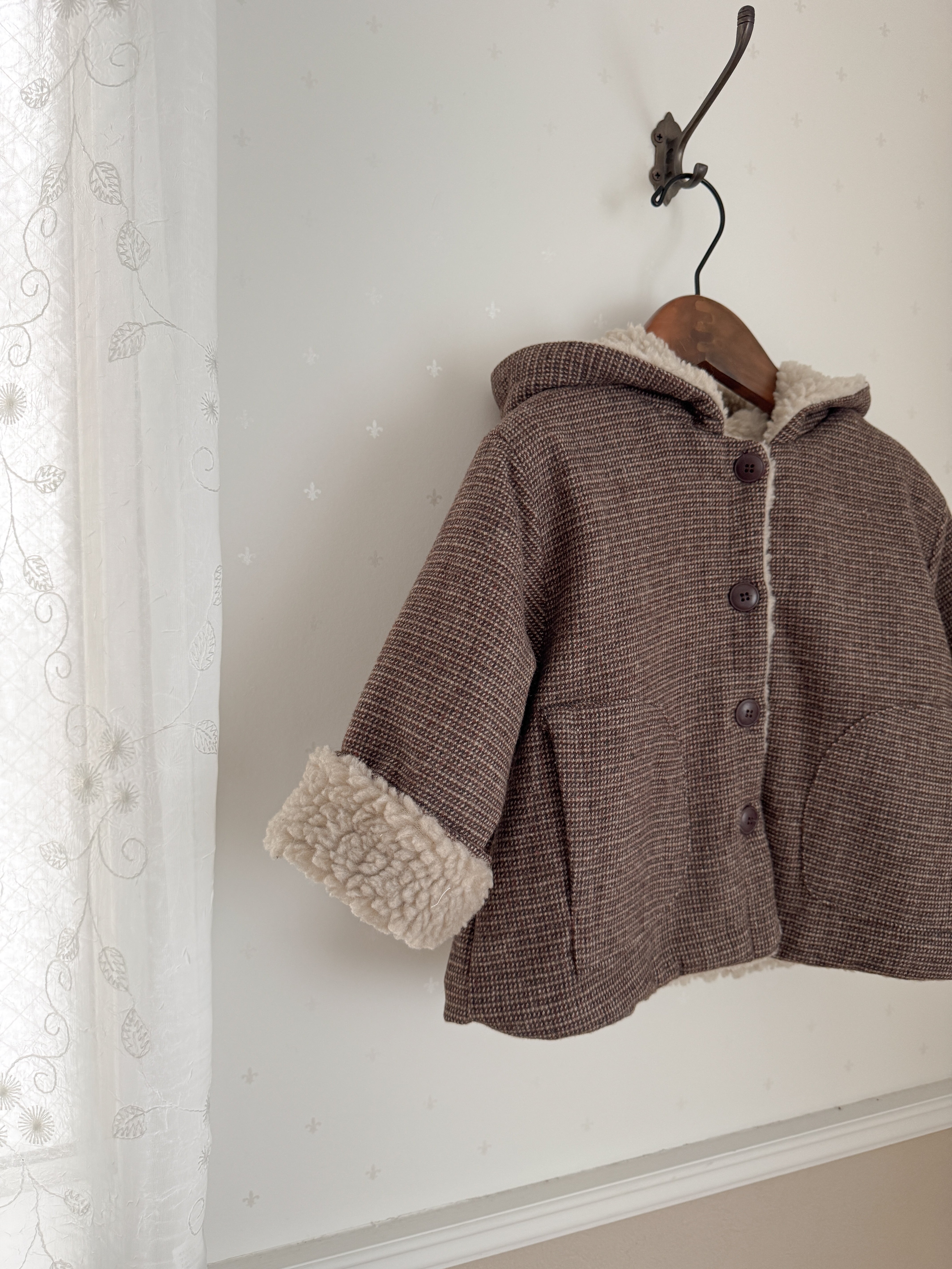 *Noeul.made* Brownie hood jumper