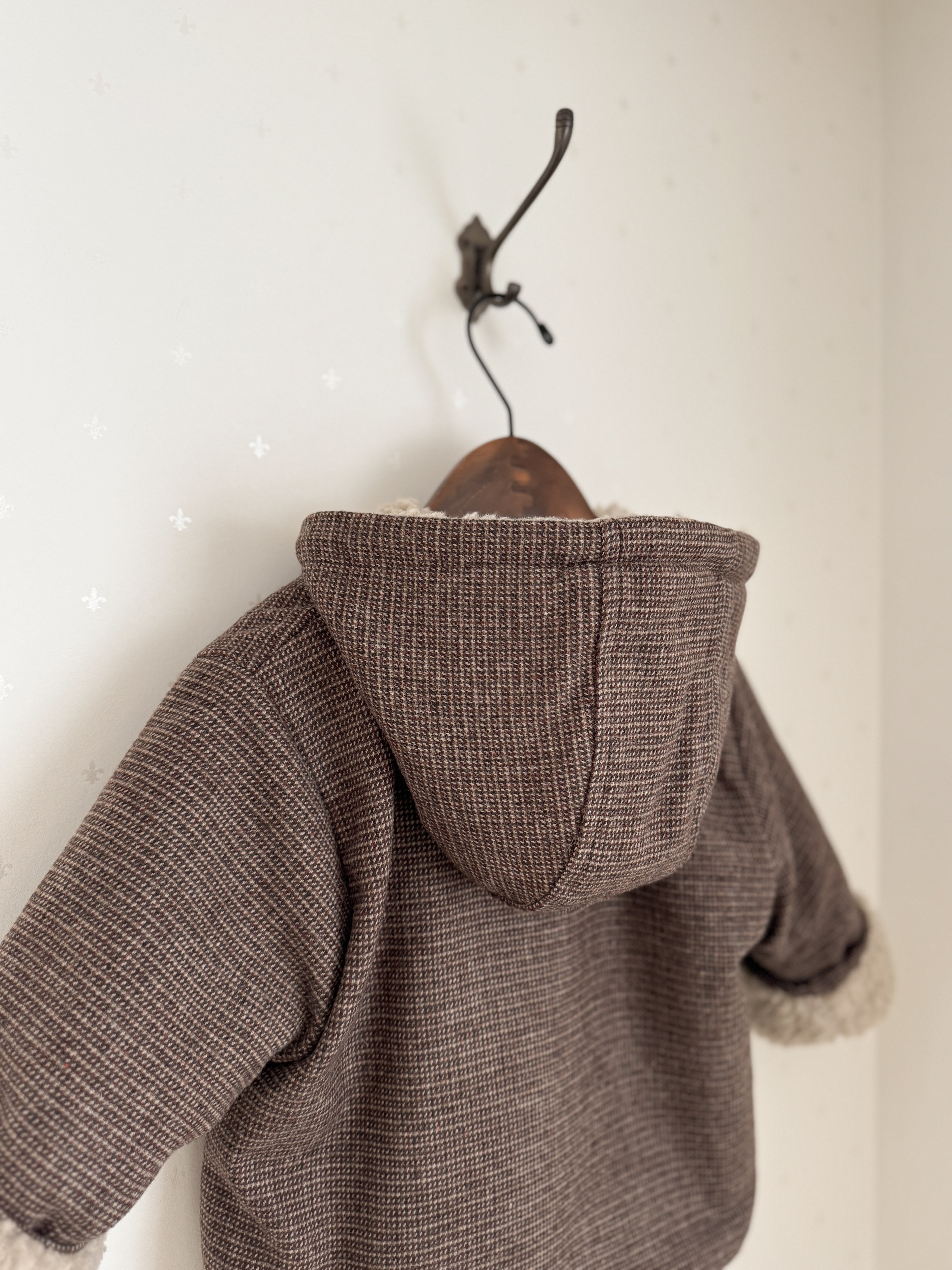 *Noeul.made* Brownie hood jumper