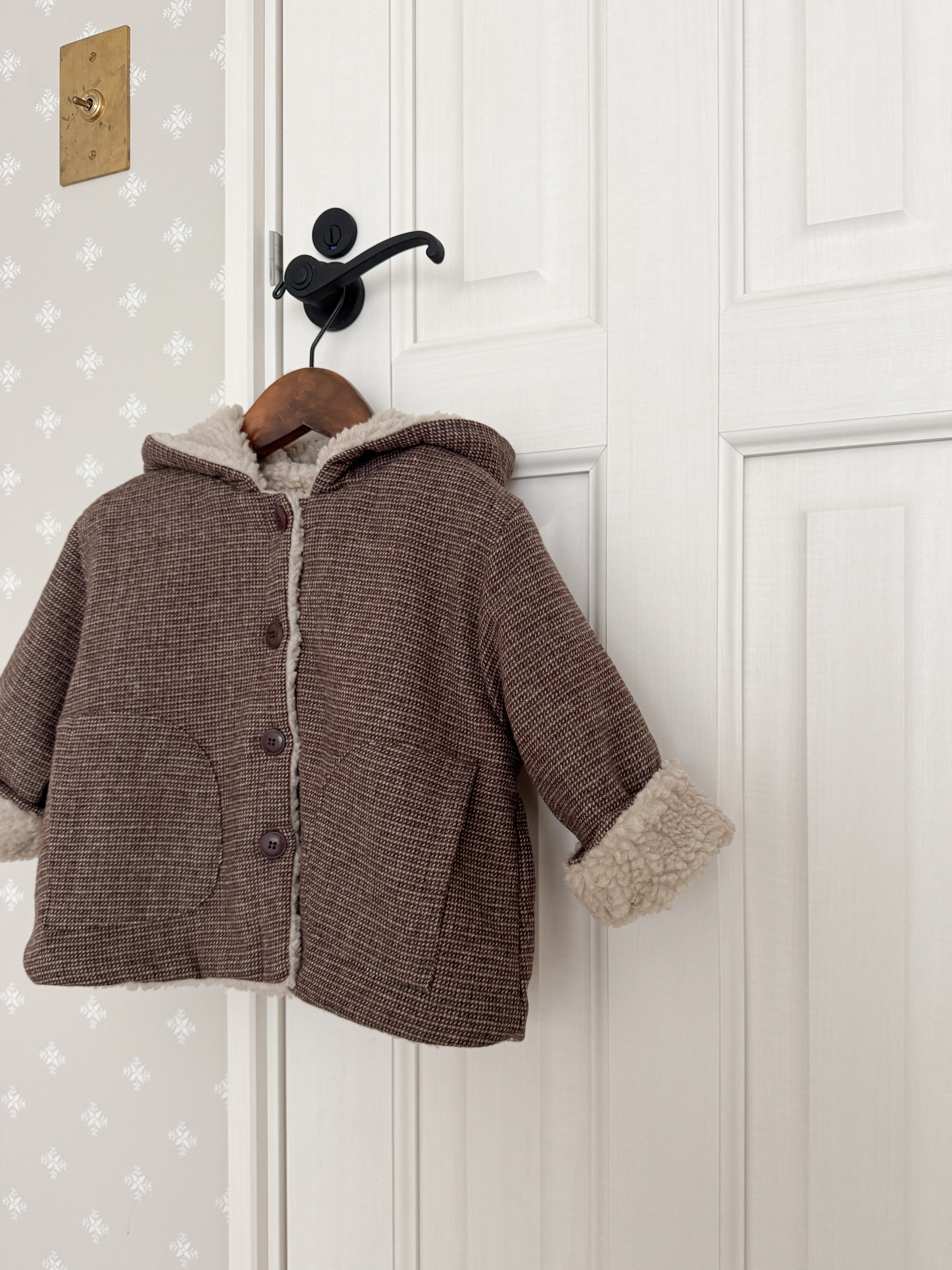 *Noeul.made* Brownie hood jumper