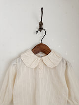 Bloom collar blouse