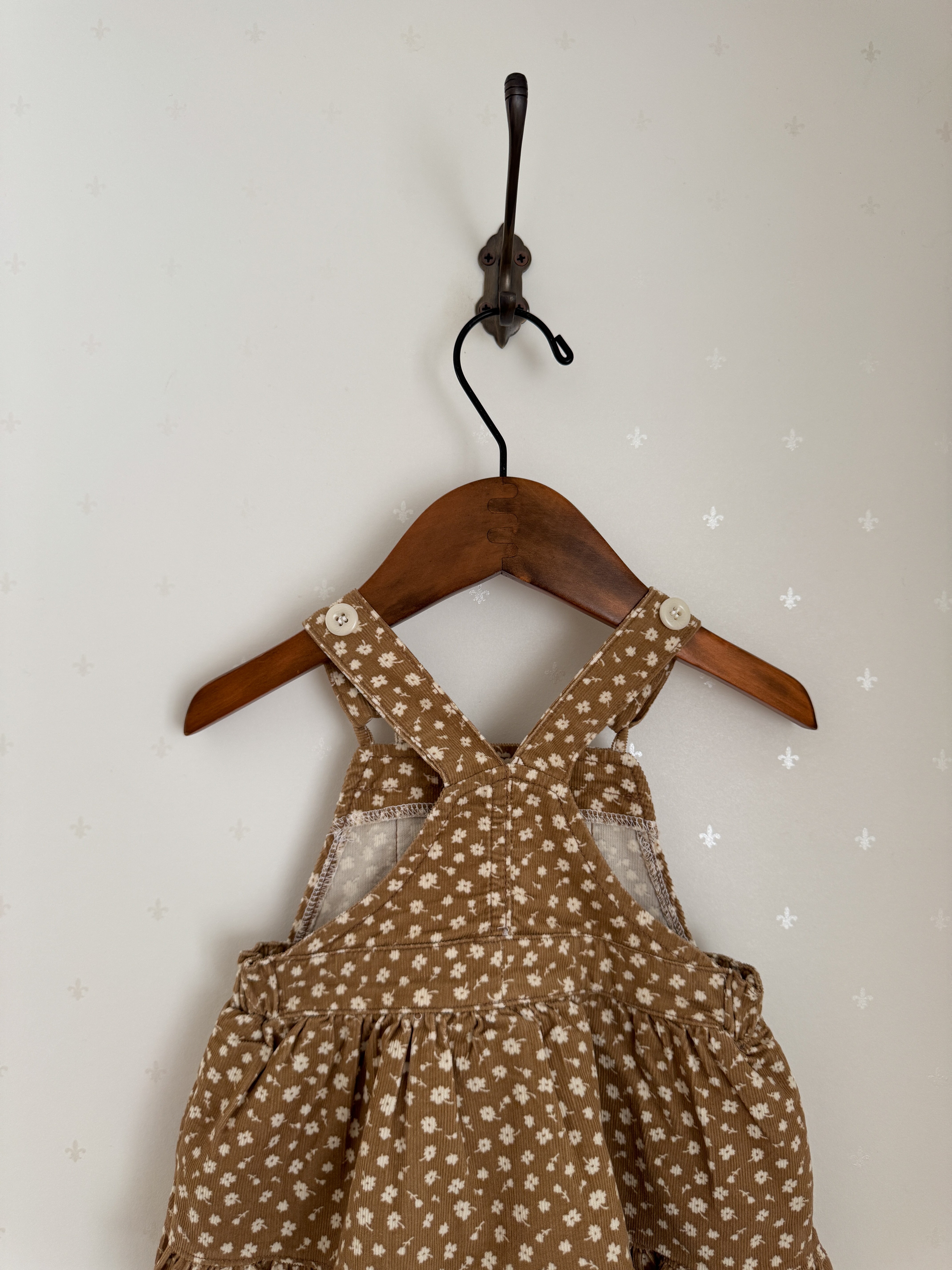 Bebe garden suspender suit