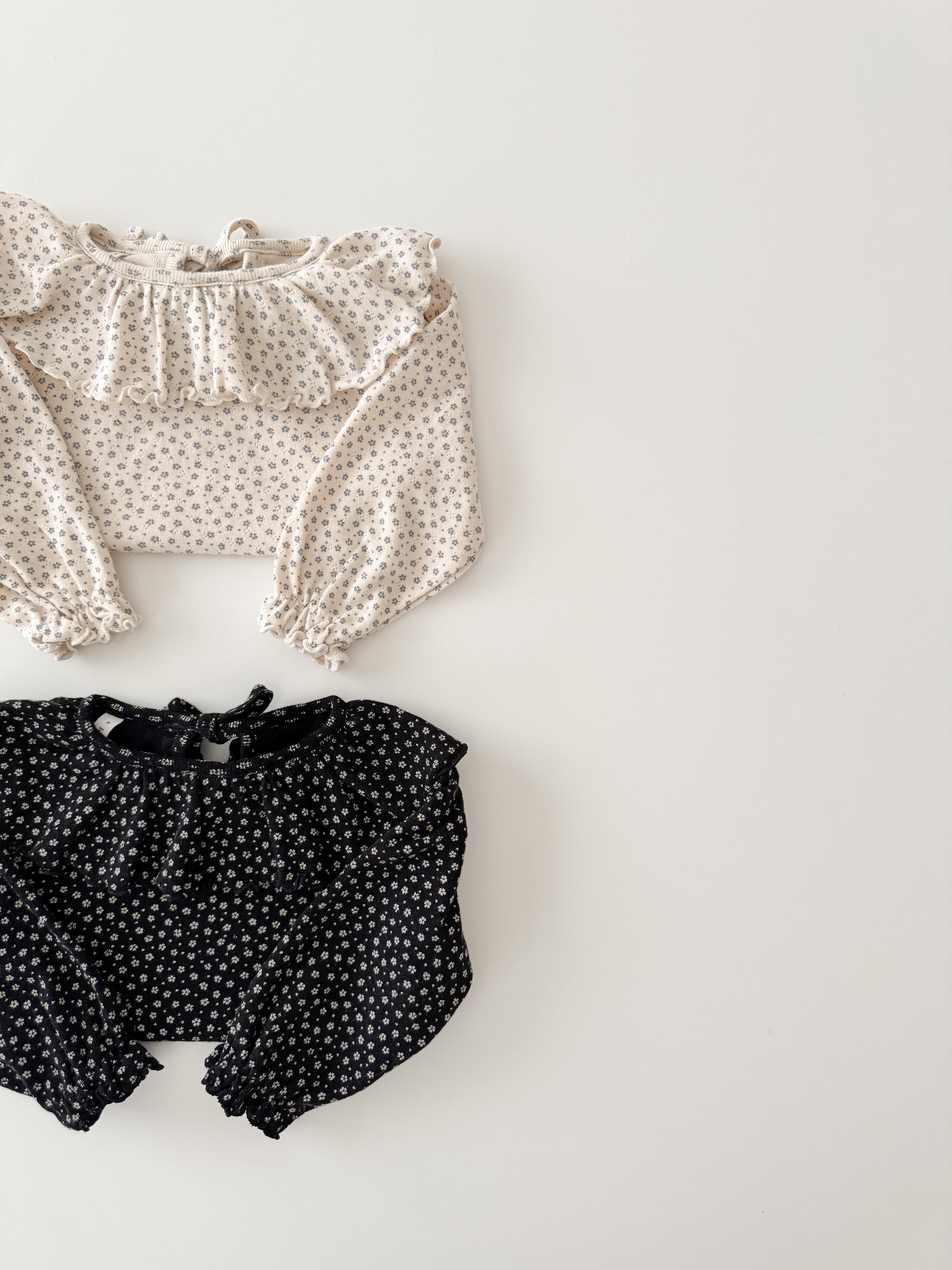 Dia flower frill collar tops