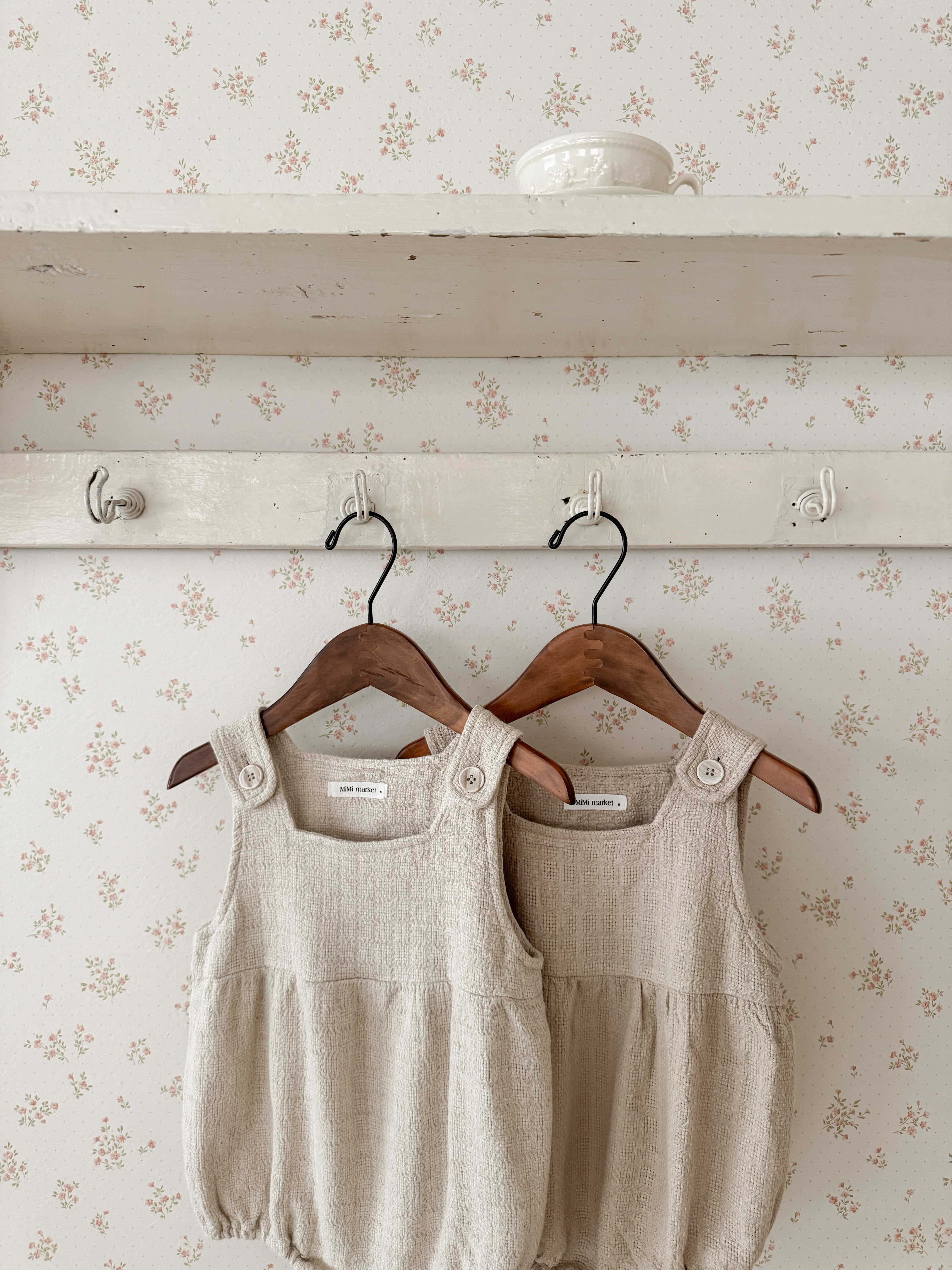 Ringer suspender suit