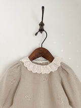 Susu lace check blouse