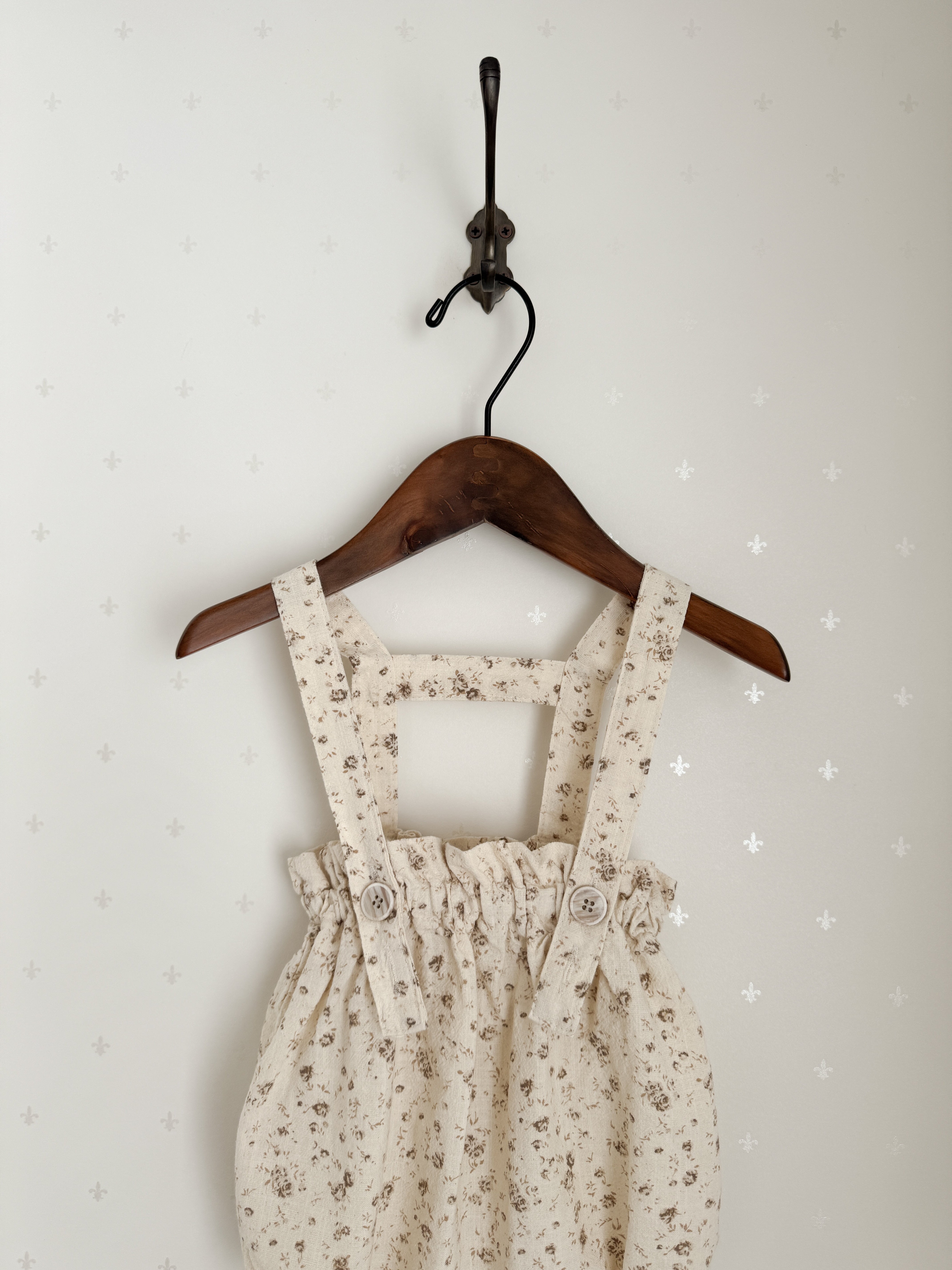 Flora suspender bloomer