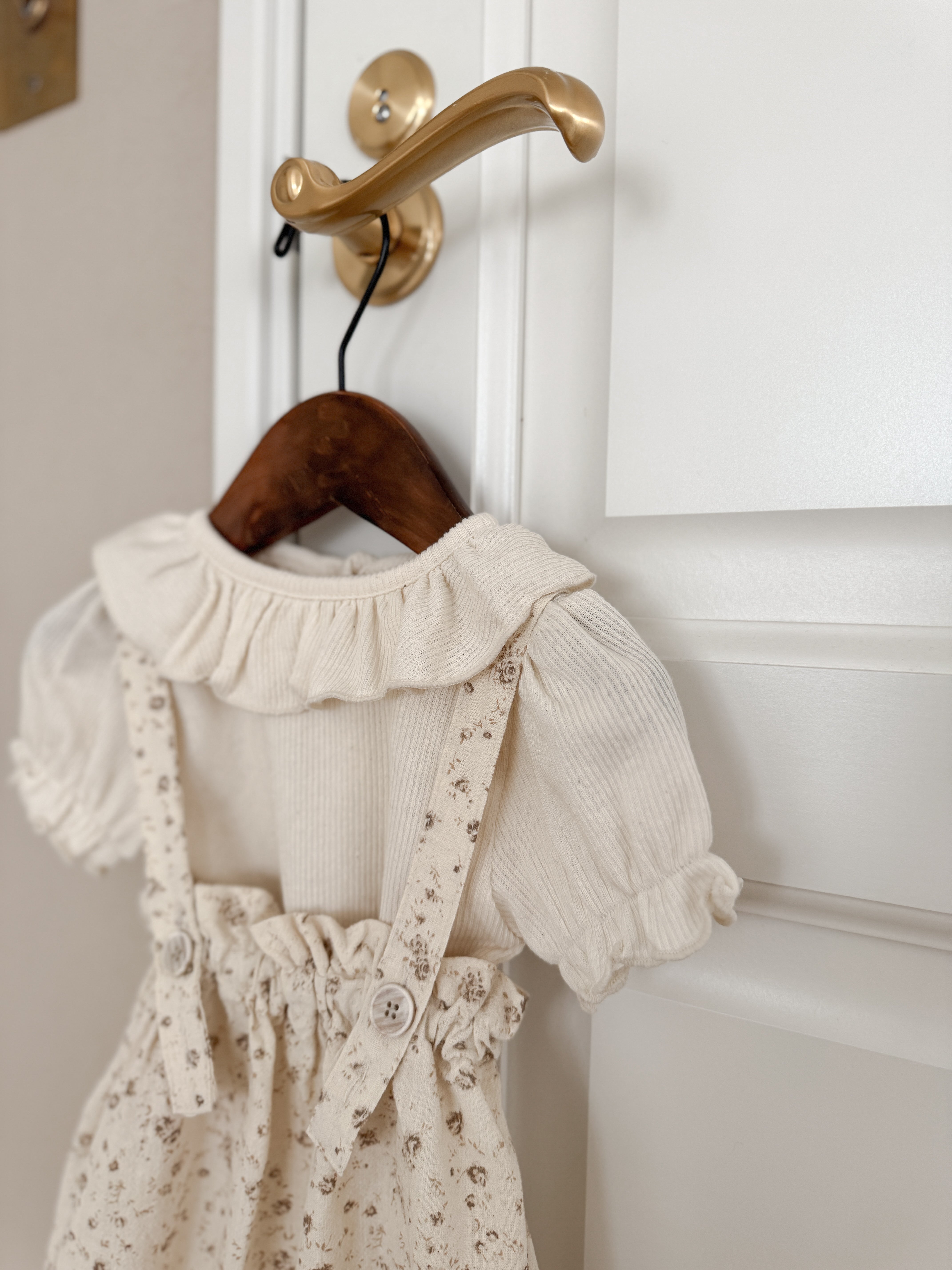Flora suspender bloomer