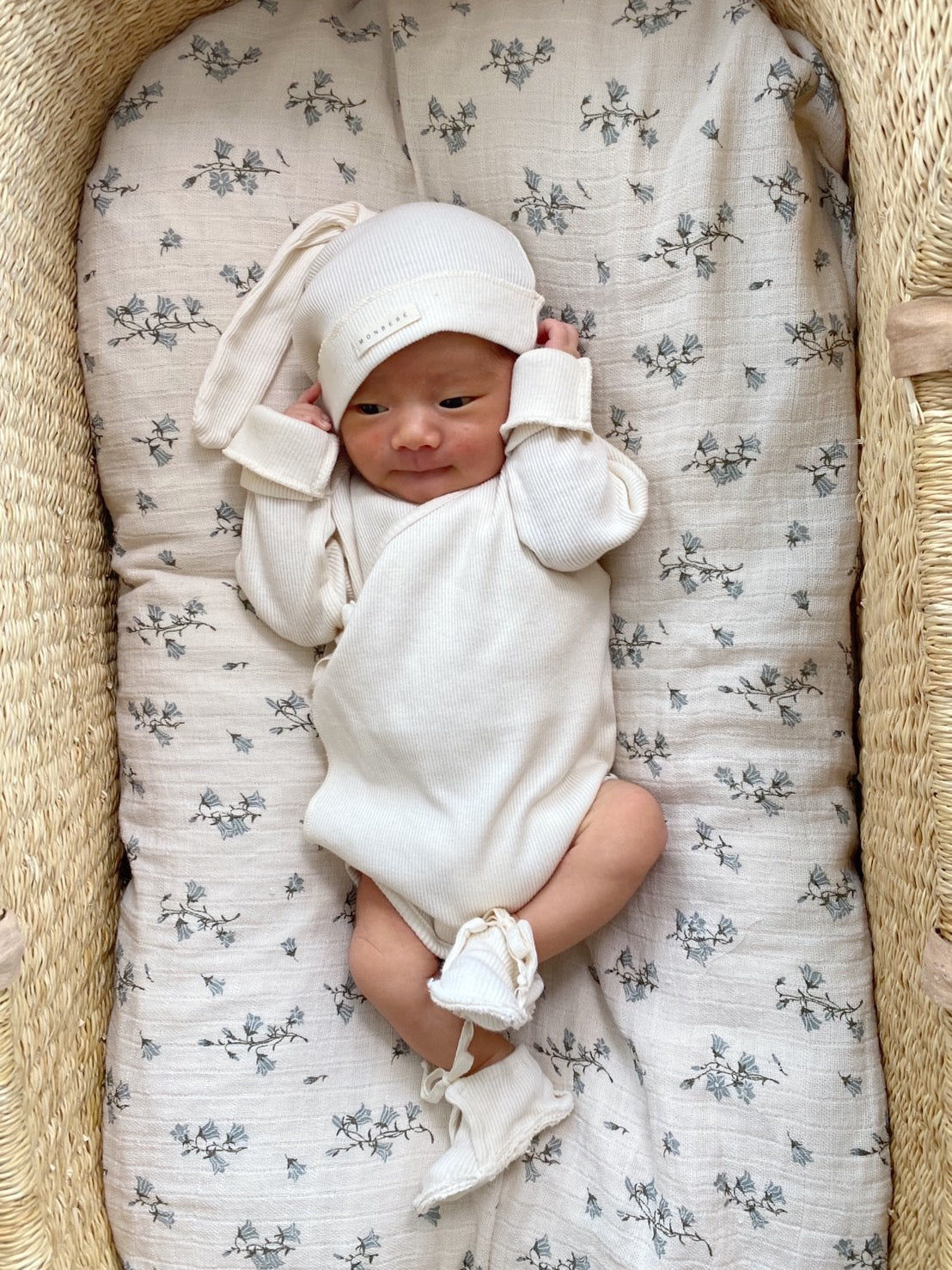 Newborn rompers set