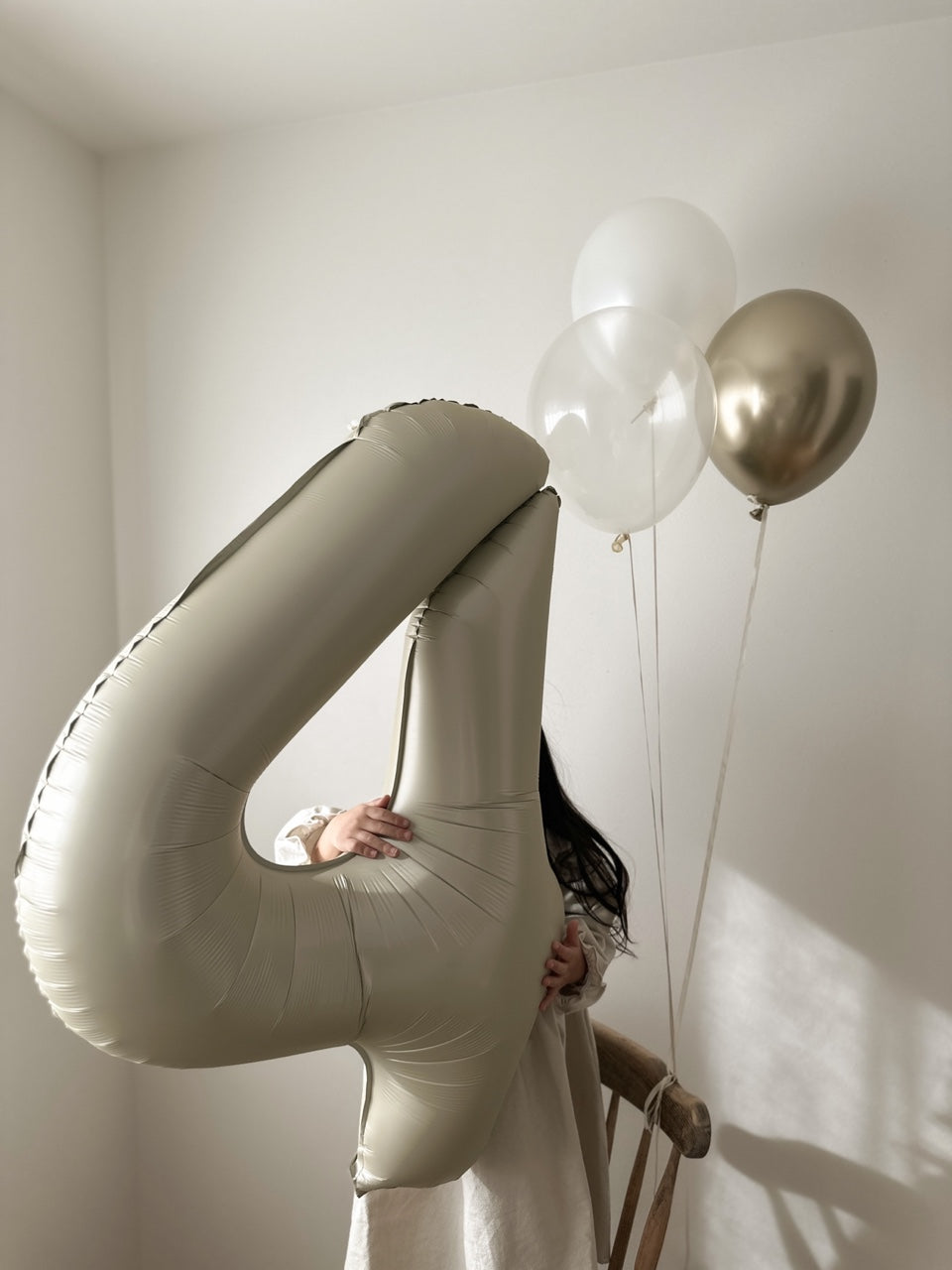 Number balloon (cafe color)