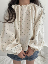 Dot shirring blouse