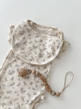 Hellen flower bib