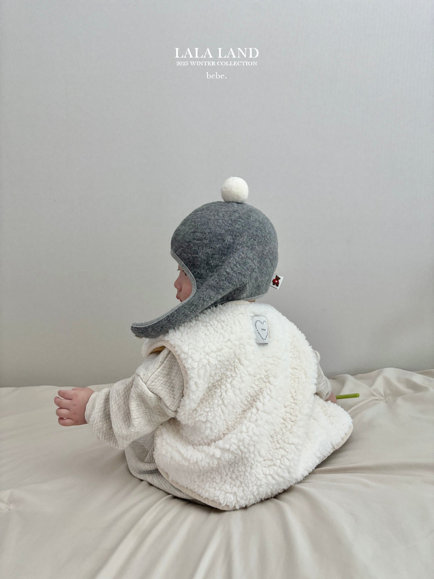 ［Lala land］Pocket boa vest (baby)