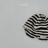 ［Lala land］Stripe ear flap beanie