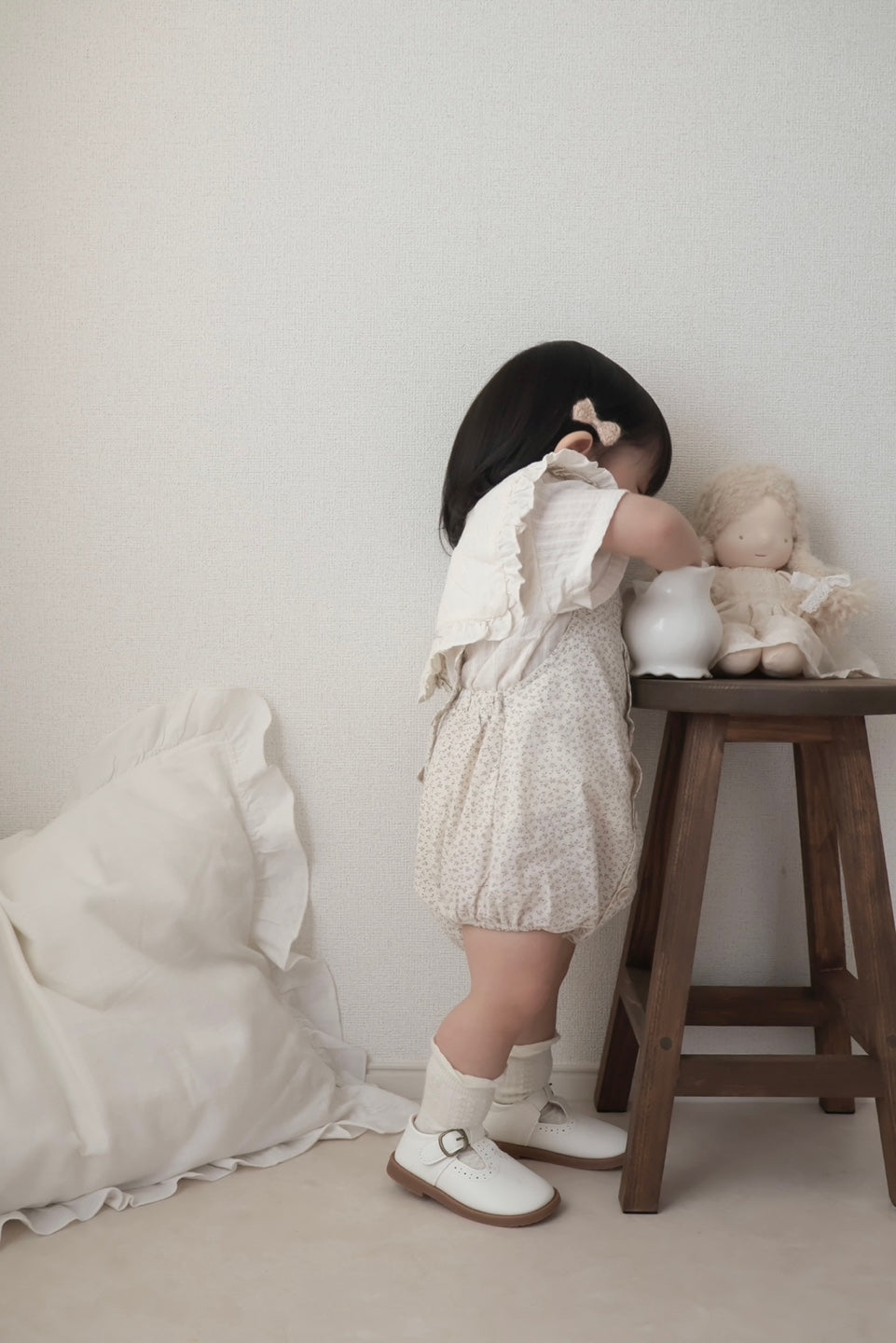 Charming frill rompers