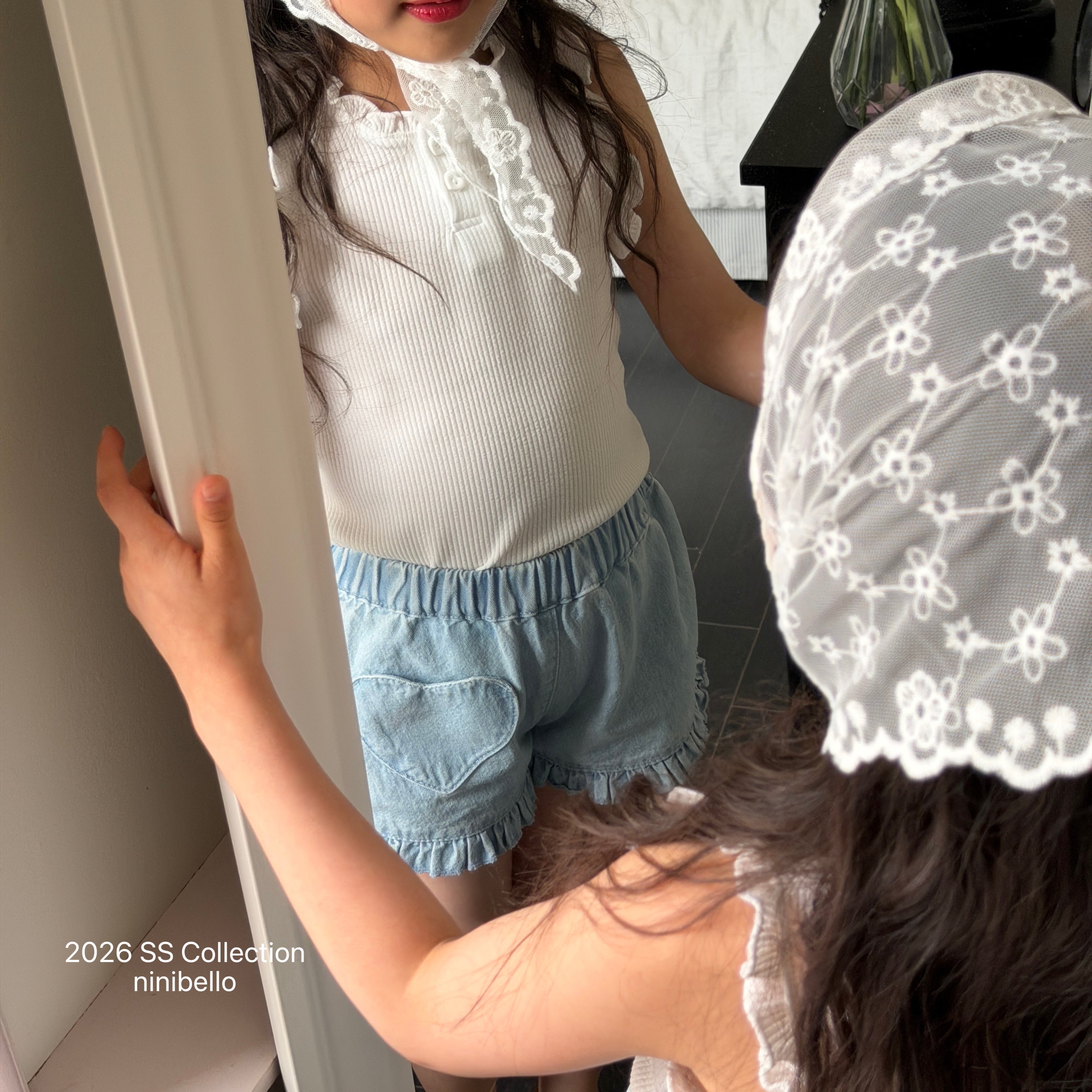 ［ninibello］Rommy frill sleeveless tops